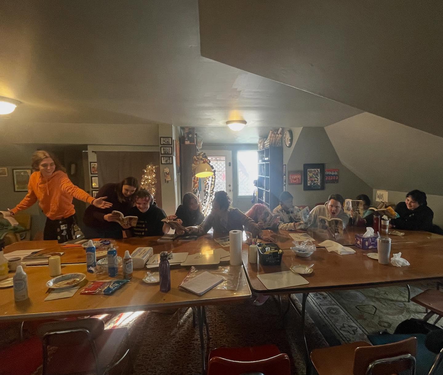 Discussing Tell My Horse by Zora Neale Hurston in our year long immersive class open to all students.
At City of Bridges we believe that all students can explore learning deep and profound work.
We are currently accepting applications for limited spaces for the fall of 2026, if you want to learn more reach out to info@cobhs.org
#highschool #pittsburgh #zoranealehurston #english #discussion #learning #youbelongatcobhs