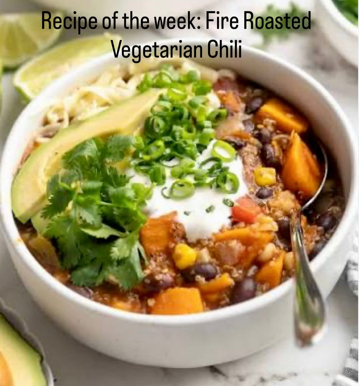 🔥 NEW RECIPE OF THE WEEK 🔥
Fire-Roasted Vegetarian Chili 🌶️🫛🍠
Cold MN days call for cozy meals that still fuel your goals — and this one delivers.
High-fiber ✔️
High-protein ✔️
Perfect for meal prep ✔️
Transformation-friendly ✔️
Loaded with beans, sweet potatoes, fire-roasted tomatoes, and tons of flavor. Add crushed red pepper if you like it spicy 🌶️
Save this for later + tag us if you make it!
#athletelabmn #mealprepideas #healthycomfortfood #vegetarianrecipes #minnesotawinter #transformationchallenge #eatwellfeelwell
👉Full Recipe: https://www.theathletelab.com/post/recipe-of-the-week-fire-roasted-vegetarian-chili
