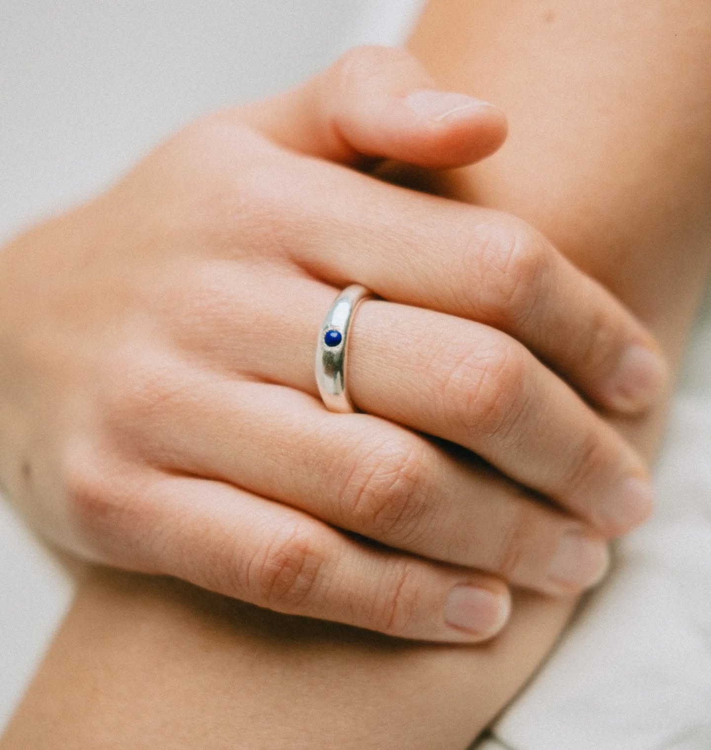 Iris ring ✨️
Photography: @markoulis.a
Model: @annarousso