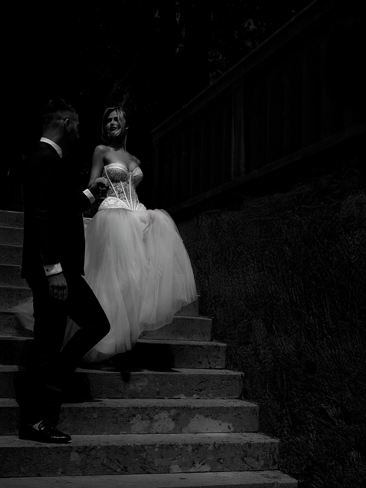 The Darla Bride making an entrance
/
/
Photo @thevedrinesphoto
Gown @darla_haute_couture
#bridetobe2026
#bridetobe2026💍
Wedding Inspo
Bold Lace Corset