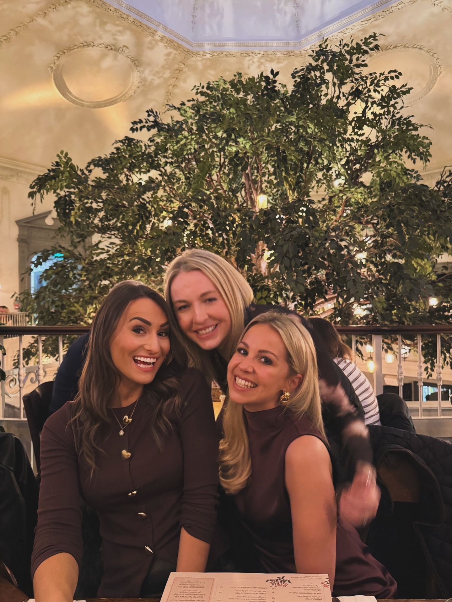 Ohh Girly time; you’re always the best tonic!!!
Thankyou @haglet123 @lucypidgeon28 for what was one funny eve. It’s mad how one week it’s Halloween and now this week we feel deep into Christmas.. but I love it!!!