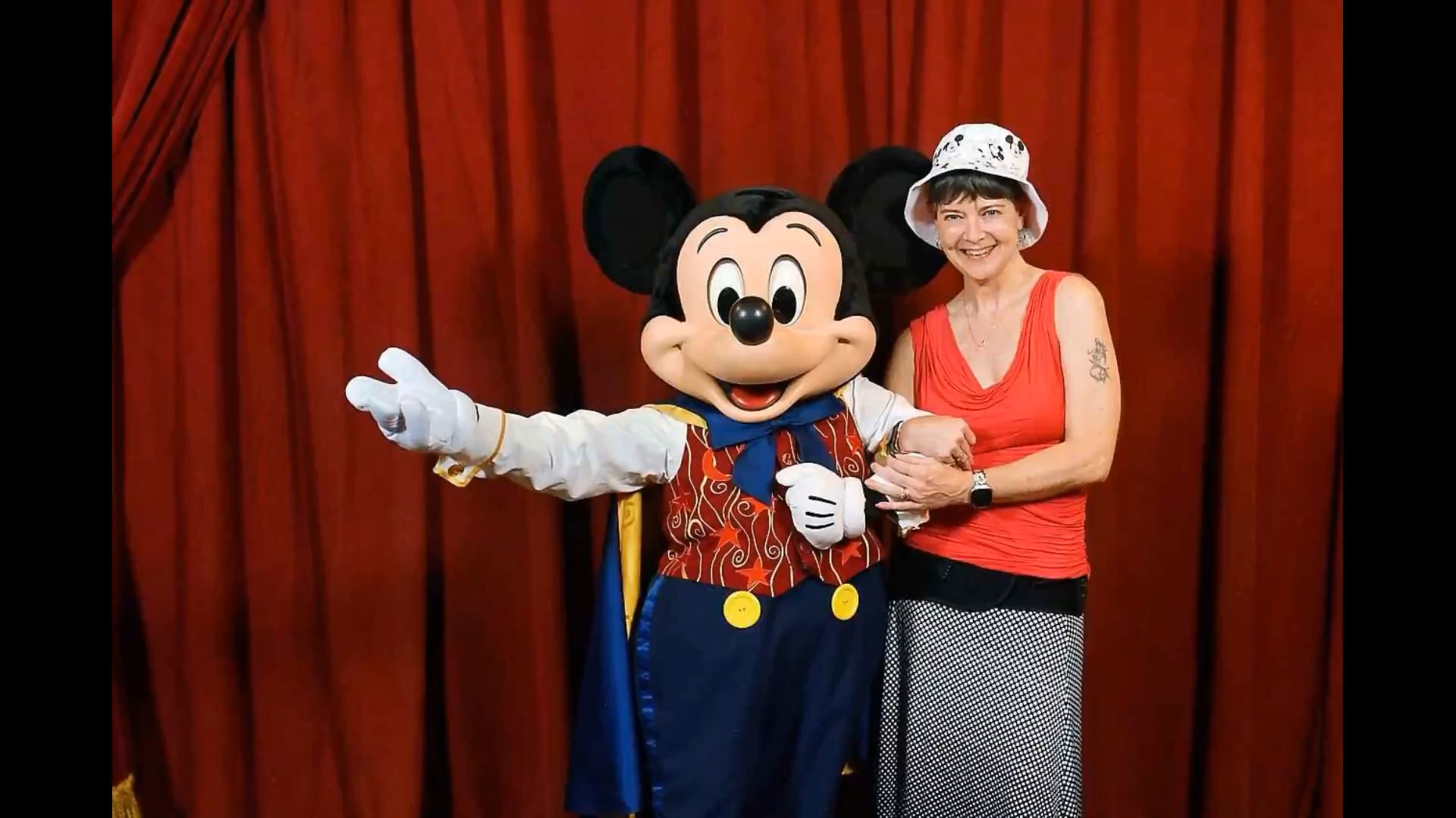 Mickey love is always the best way to start off at the parks!