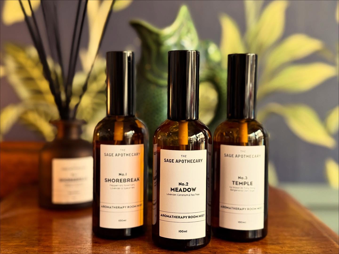 New goodies just landed in the apothecary — by popular demand (See? I do listen 😌)
AROMATHERAPY ROOM MIST:
Your new non-toxic bestie.
High-quality essential oils + a plant-based, alcohol-free, glycol-free base = a superior scent throw without the endocrine-disrupting chaos nobody needs in their life.
Mist your pillow for dreamy sleeps, spritz your bathroom, freshen that kitchen — basically, bless your entire house. In our three signature scents: Shorebreak • Meadow • Temple
🔥 MEGA MEADOW CANDLE
The big girl has arrived.
500ml of our bestselling Meadow scent (Lavender, Geranium + a whisper of Tea Tree).
She’s nearly three times the size of our usual candles, has three cotton wicks for an equal burn, and still comes in at just £40 — the price of two regular candles, but with way more oomph.
Clean-burning, plant-wax, hand-poured, ethical, sustainable, and absolutely not shy with the essential oils. Summer mornings + Devon countryside in one glorious glow 😍
These beauties won’t hit the website until next week, but the keen beans can get theirs early — just drop by the apothecary or slide into my DMs yeah 🌿💌