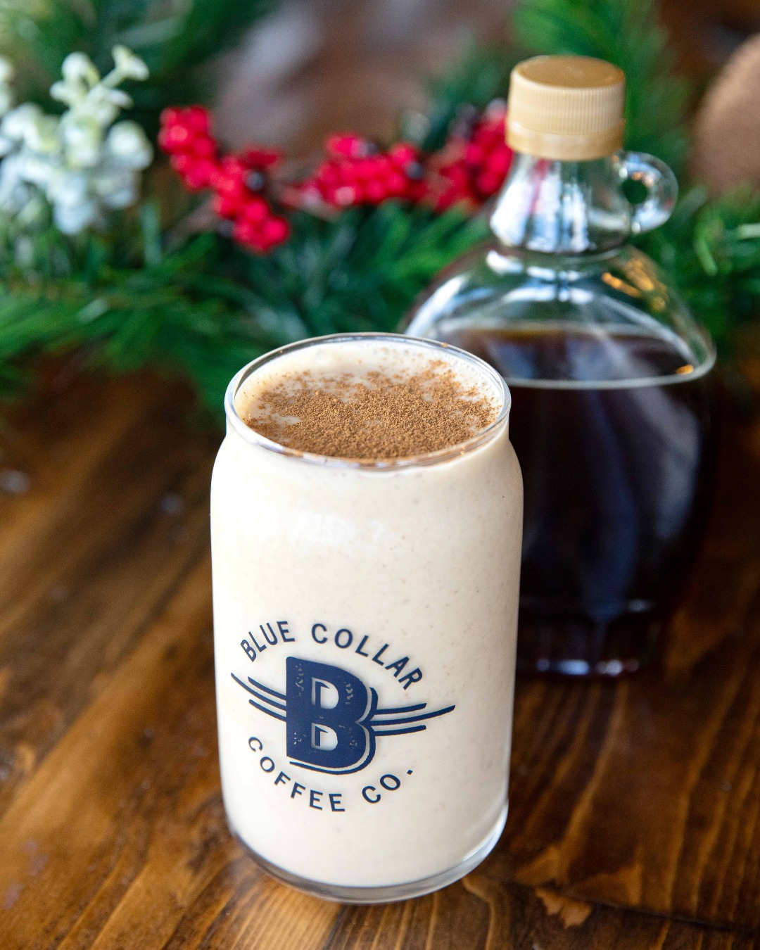 Think smoothie season is over? Not here. Our FIRESIDE MAPLE SMOOTHIE
blends banana, peanut butter, maple, cinnamon, oat milk for sweet, creamy comfort this winter.
Available for a limited time.