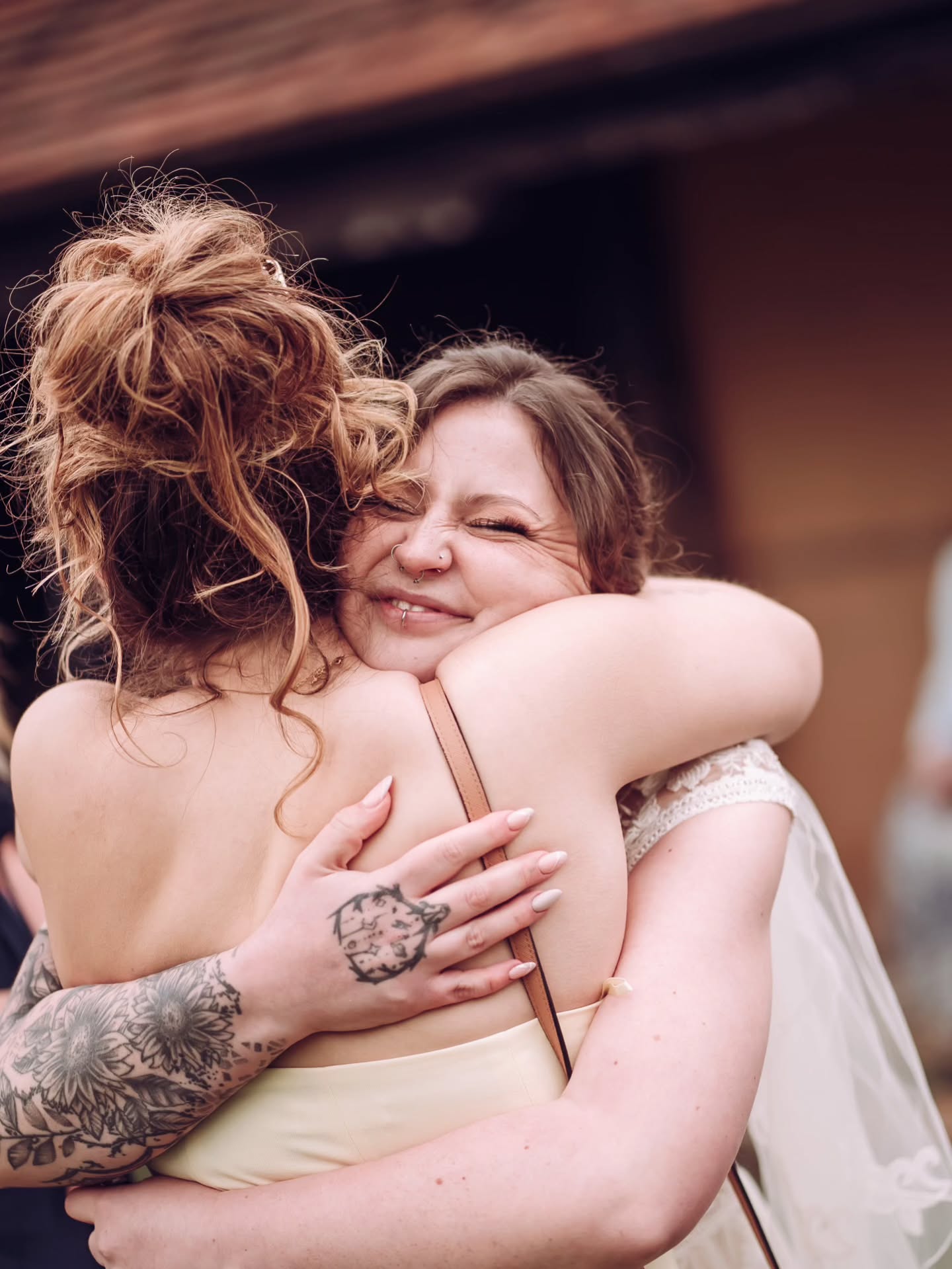 The one where Becky gives Squishy hugs (a.k.a the best kind of hugs) ⚡️
.
.
.
.
.
Venue // @sussexpast_weddings