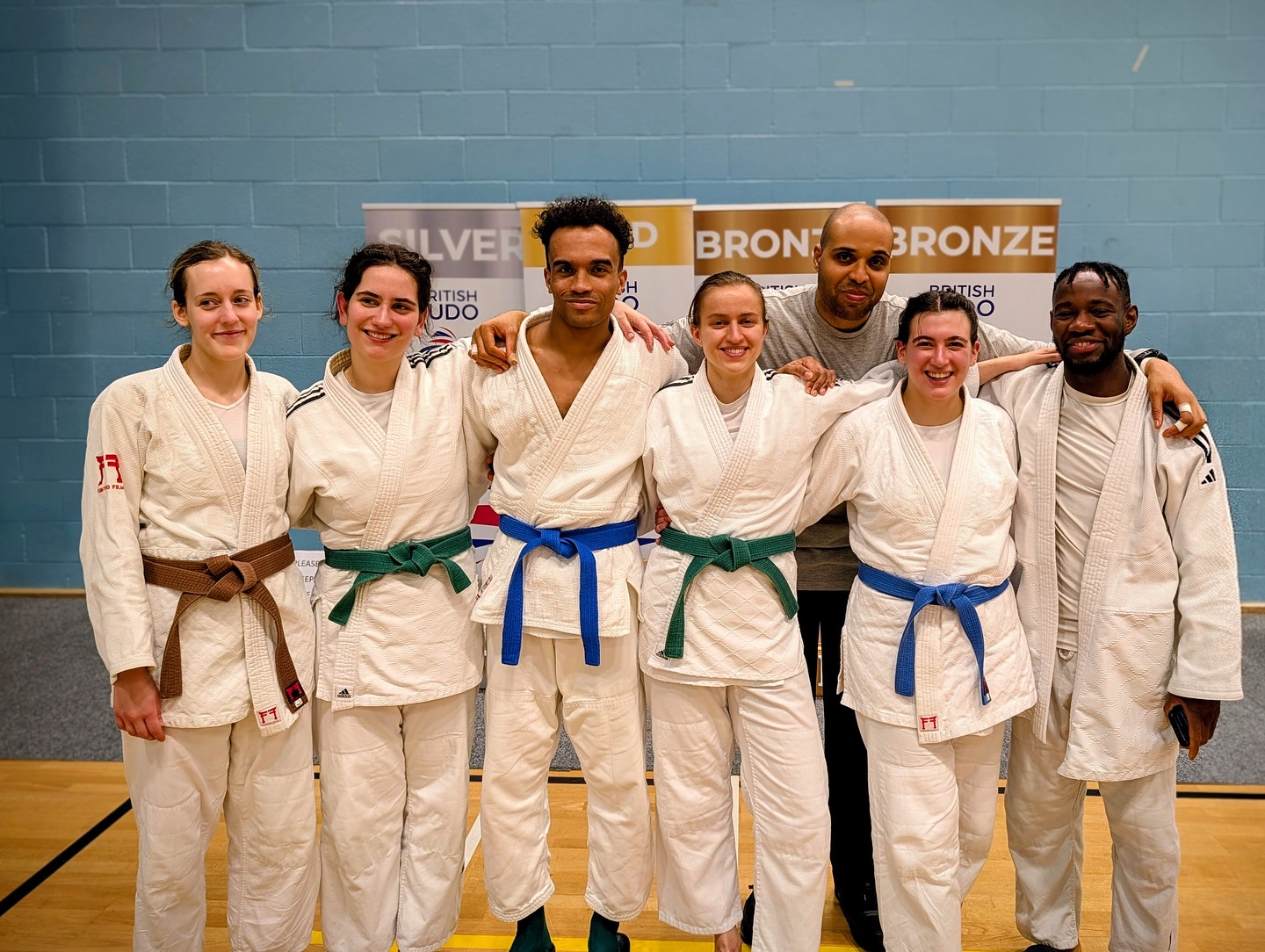 A big day on the mats for our team at the London Open! Everyone gave it their all and showed real spirit and determination.
Anna: Three strong wins and a well-deserved gold medal 🥇
Romana: Two matches with one win and one loss, earning a great silver medal 🥈
Kristi: Two wins, and a strong silver medal 🥈
Randy: Gave it everything with one win and one unfortunate loss due to a referee mistake that was admitted after the match and was not overturned.
Sonny: Fought hard in two tough matches
Asia: Two strong fights with great effort throughout
Michael: Two solid matches with plenty of experience gained.
We are proud of every athlete for stepping up, giving their best, and representing with heart. 💪
