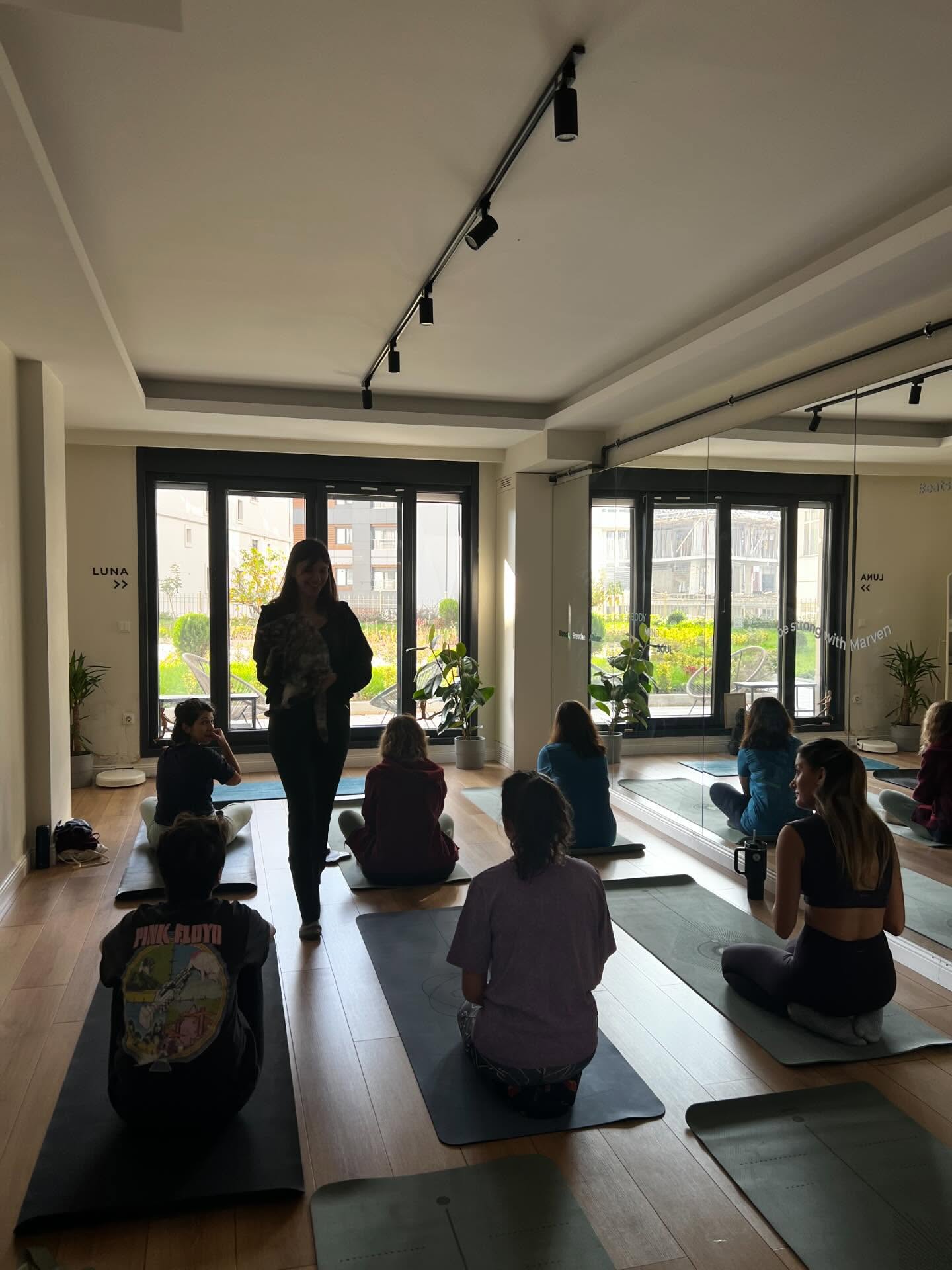 Dersler için rezervasyon gerekli Novacım, üzgünüz 🥹