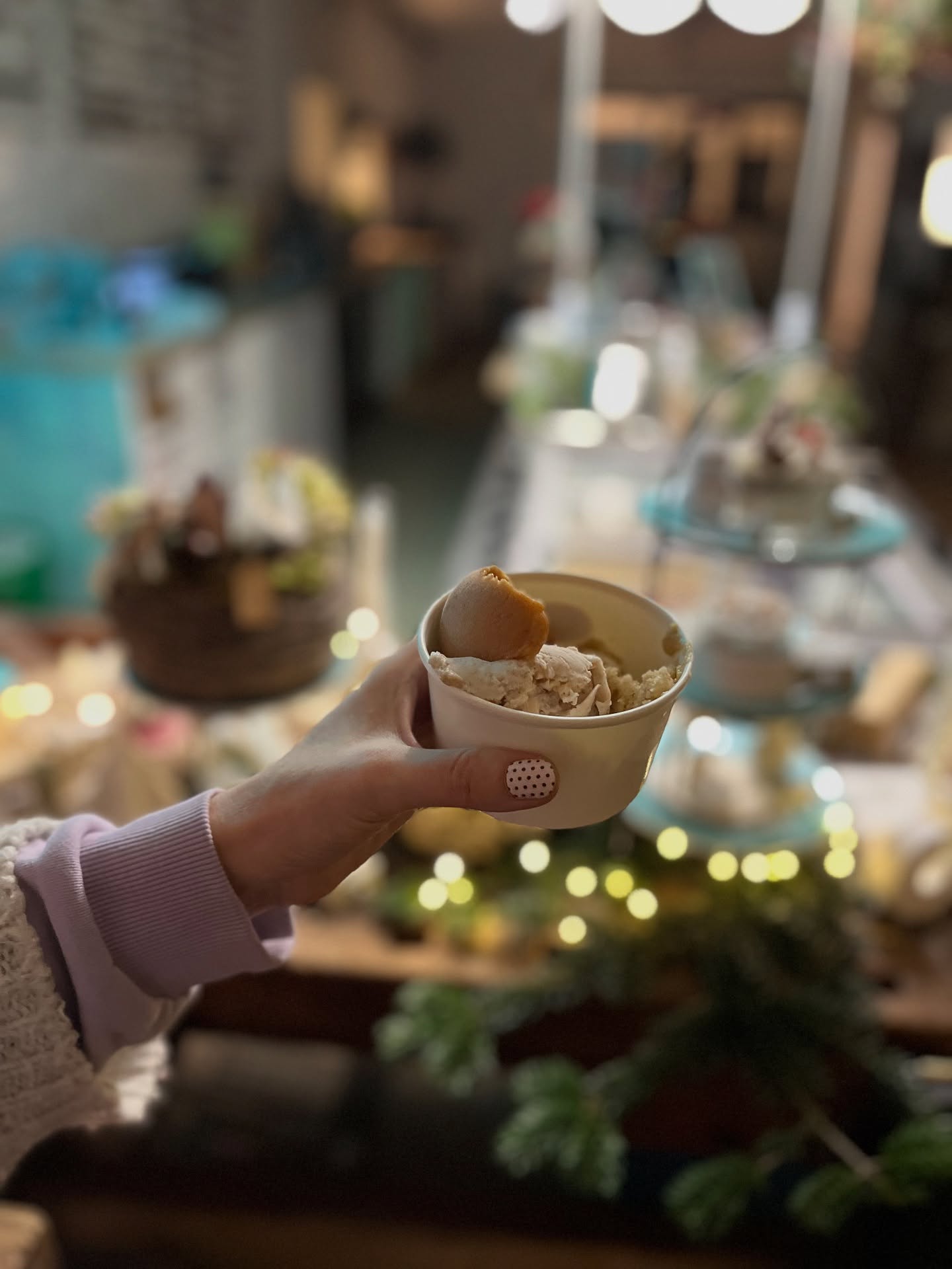 Bei uns ist immer Eiszeit! Unsere leckeren Wintersorten von @luicellasicecream sind da: Pflaume Zimt, Bratapfel und Gebrannte Mandel. Sooo lecker! Welche ist eure Lieblingssorte? 😋 #eisforeveryone #brunswig1871 #winterzeit_gemütlichkeit