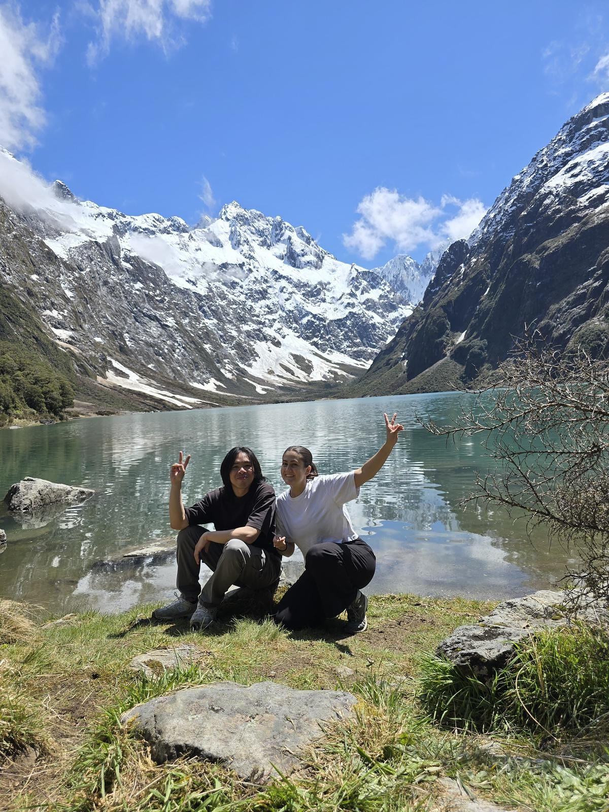 Hiking is a sport for anyone and everyone and Te anau is the gateway to some of the most renowned hikes in the world! We love the amazing friendships and memories made through hikes and shared at our fun little backpackers at the bottom of the world 🤍🏔️🥾 #milfordsound #teanau #teanaulakefrontbackpackers #fiordland #hikingnz