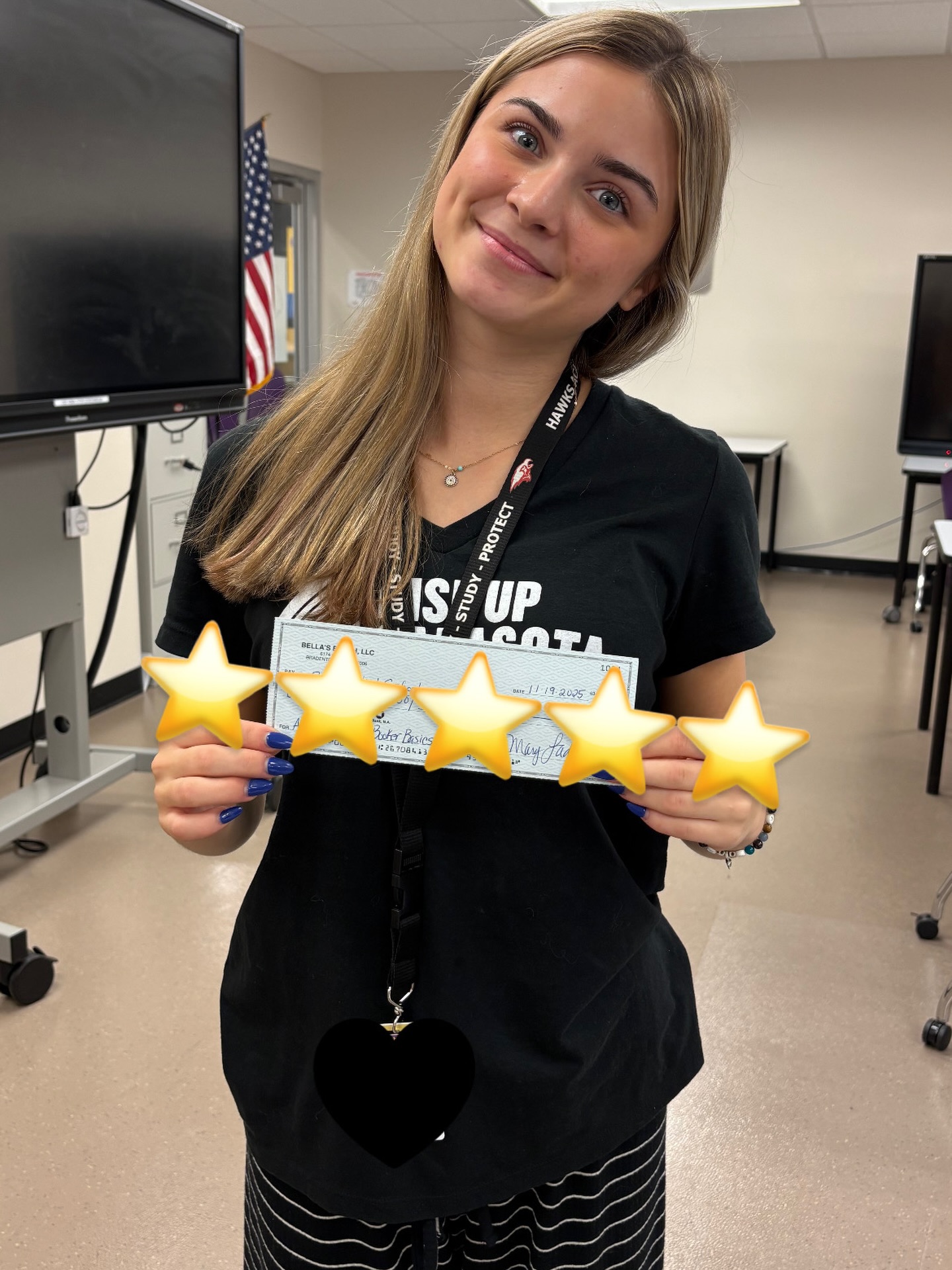 It’s giving season. Bella’s Booth is happy to support Ava’s school initiative to supply students with free feminine products. Want to learn more, DM us. It’s the most wonderful time of the year!