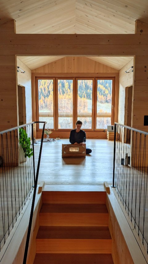 PAUSE - BREATHE - RECONNECT
Herbstretreat⛰️☀️🌿 schön isches gsi🤍
Danke @berglodgegoms für dä wunderbari Ufenthalt