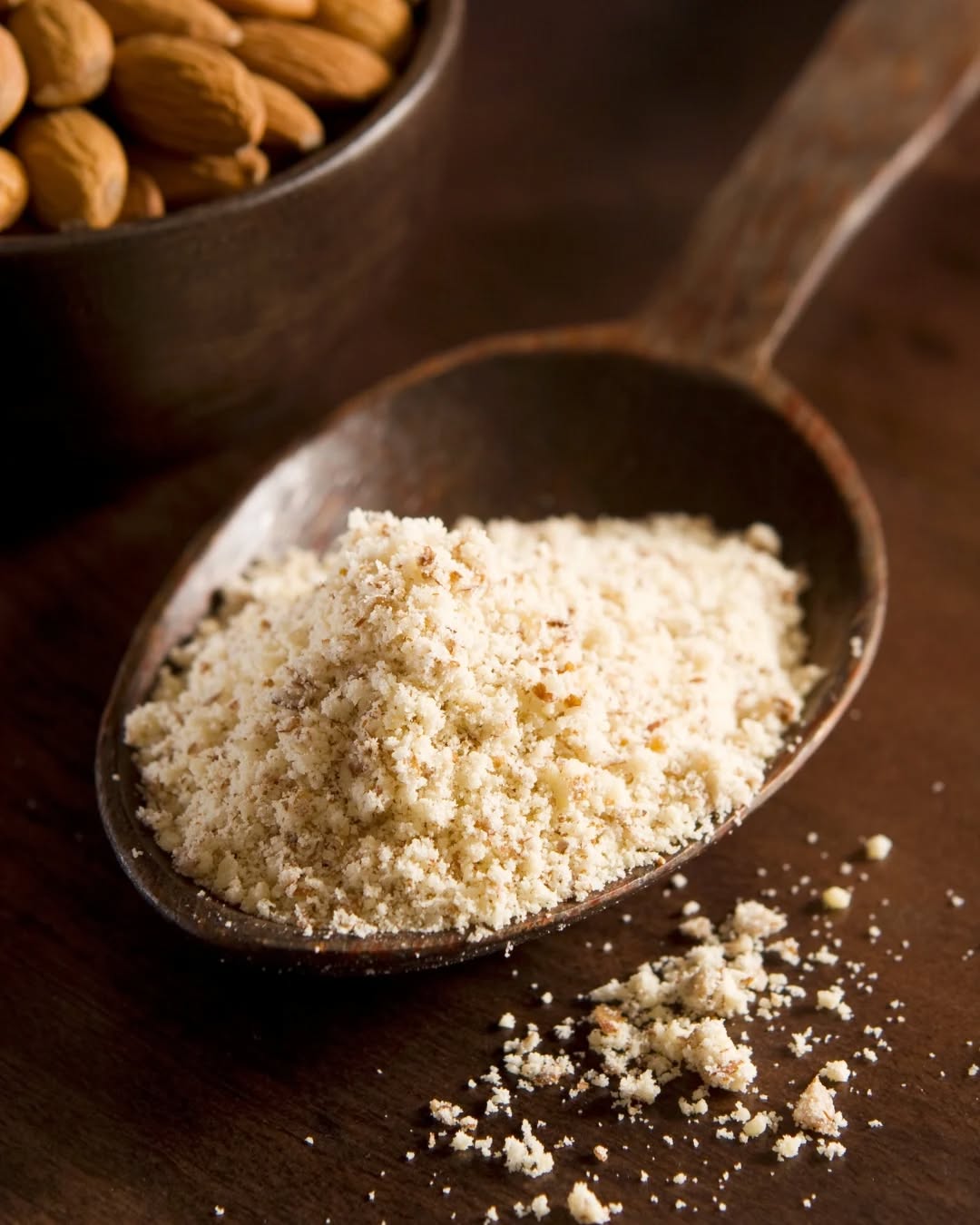 🌰✨ Harina de Almendras: cómo saber si es realmente pura
La harina de almendras auténtica tiene un color uniforme, aroma suave y una textura fina, sin grumos ni puntos extraños.
Si encontrás restos duros, colores desparejos o un olor rancio, es probable que esté mezclada con otros componentes o que no sea de buena calidad.
En Don Hipólito Nueces trabajamos con harina 100% almendra, ideal para recetas keto, sin gluten y preparaciones más saludables.
Elegí calidad real. Elegí natural 💚
#HarinaDeAlmendras #DonHipólitoNueces #CocinaSaludable #KetoArgentina #VidaNatural