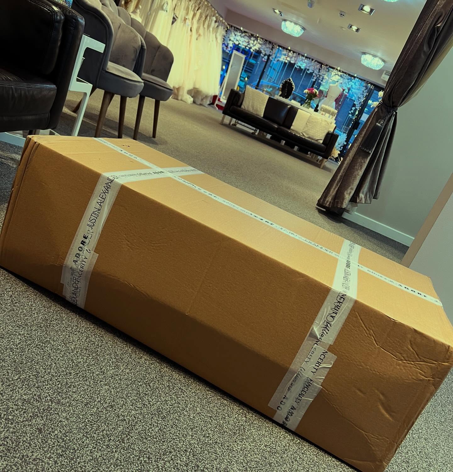 Are you waiting for your dress to arrive? Then it could be your dress in our huge delivery!! Wait for the phone call!! ๐
#thebridalloungenewcastleunderlyme #bridetobe #wedding #weddingdress #bridal #bridalshop #bridalgown #itcouldbeyou #exciting