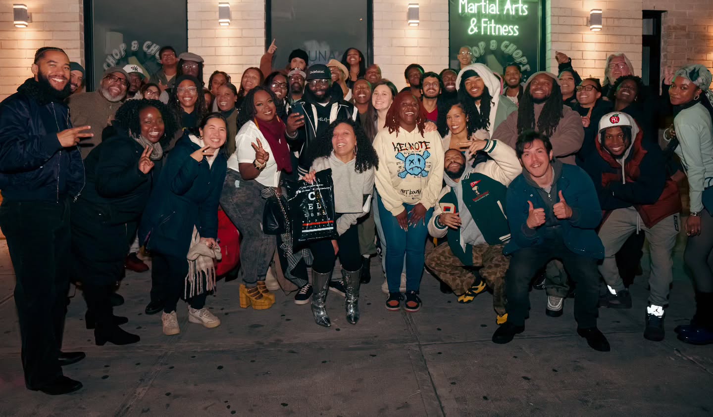 A bitter sweet night 🥹🫶🏽 THANK YOU to everyone who was able to join us for our final open mic night at @secretpour 🌹 So many shared memories in these 3½ years of calling it home that we are eternally grateful for.
THANK YOU @secretpour for being the BEST partners in our 7 year journey as a creative platform.
Our LAST OPEN MIC NIGHT is Dec 12th at a different venue (ShapeShifter Lab) Join us to celebrate 7 years and say farewell to the legacy this platform was built on 🌹💎 Link in bio 🎟🔗
📸 @whatbluesees
#KeepGrowing #RoseGardenEvents #OpenMicNYC #SpokenWord #Poetry