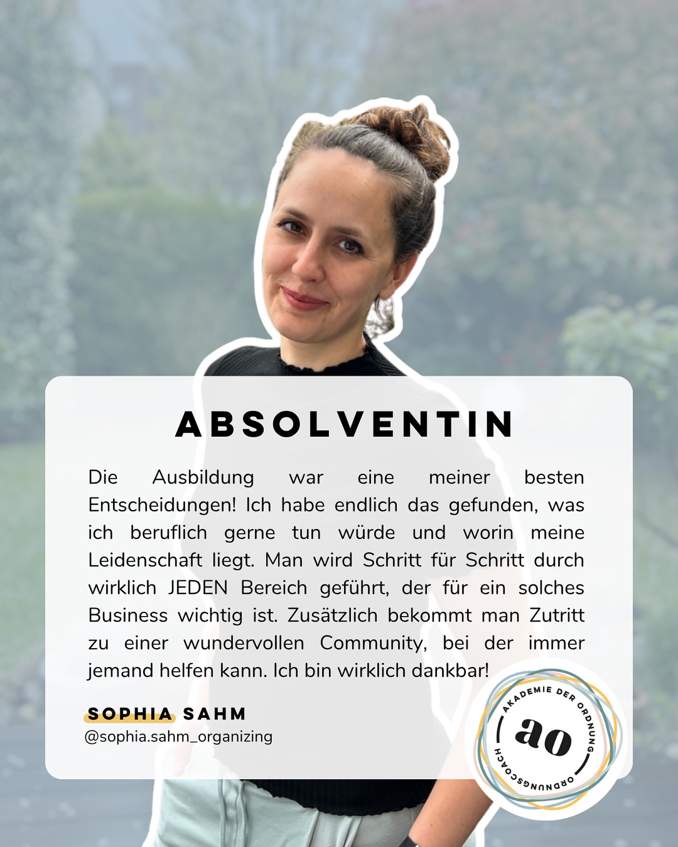 ✨ FEATURE FRIDAY: SOPHIA SAHM @sophia.sahm_organizing
Eine Absolventin, die ihren Weg gefunden hat.
Manchmal genügt eine Entscheidung, um beruflich endlich dort anzukommen, wo man sich richtig fühlt. Und genau das beschreibt Sophia so wunderbar mit ihren eigenen Worten.
Sophia erzählt, dass die Ausbildung für sie eine der besten Entscheidungen war, weil sie nicht nur ein neues berufliches Ziel gefunden hat, sondern eine echte Leidenschaft.
Im Study Retreat und in der gesamten Ausbildung wird jede Teilnehmerin Schritt für Schritt durch wirklich jeden Bereich geführt, der für ein professionelles Organizing-Business wichtig ist:
Methoden & Konzepte
Kundenführung
Business-Basics
Ordnungssysteme
Strukturaufbau
Mindset & Selbstständigkeit
Und etwas, das wir selbst am meisten lieben:
🫶🏼 Die Community.
Ein Ort voller Unterstützung, Austausch und Menschen, die einander tragen. Genau das, was Sophia so dankbar macht.
Wir sind unglaublich stolz auf ihren Weg und freuen uns, sie als zertifizierte Ordnungscoachin in unserer Akademie-Familie zu haben.
📆 Save the Date: 11.–16. März 2026
📚Für unser Study Retreat im März 2026 gibt es aktuell nur noch 1 freien Platz!
Wenn du dabei sein willst: Jetzt unbedingt sichern, bevor alles ausgebucht ist!
👉 https://www.akademiederordnung.de/study-retreat
#studyretreat #ordnungscoach #retreat #ausbildung #ausbildungonline #business #neuerjob #selbstverwirklichung #mehrordnungimleben #ordnungimalltag #zuhauseorganisieren #ordnungsliebe #homeorganizer #declutteringtips #aufräumenmitsystem #womenempowerment
