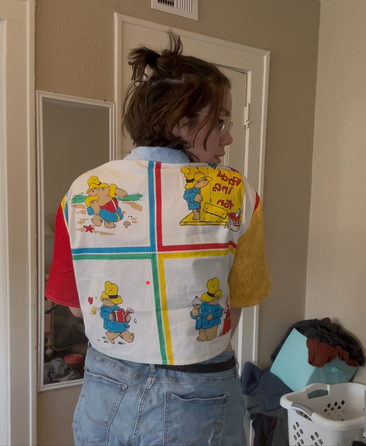 I have so much stuff that I can’t show you yet because it’s all going to be Christmas presents 🎁 🙈✨ luckily I have a huge backlog of stuff that I never shared pictures of 🎉 all the stuff you’re seeing is for sale and will be listed on my website 🎊🥳🙌 #slowfashion #sewing