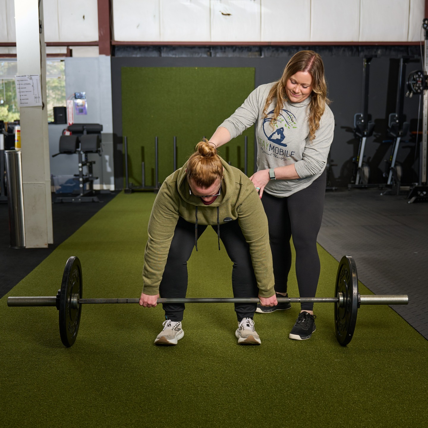 Fun fact: Dr. Monette is a CrossFit L1 trainer with 9+ years of experience!
Her love for functional fitness blends perfectly with her work as a physical therapist.
Want to see how her approach can help you move better? Send us a message!