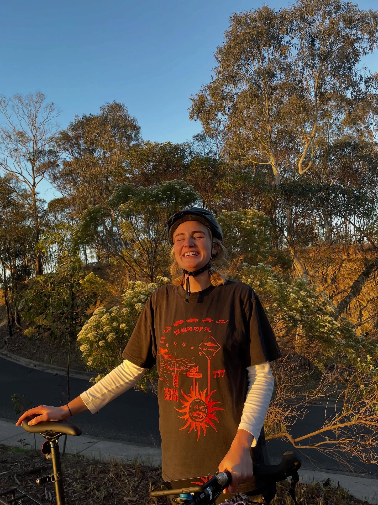 You, too, can be this happy! All it takes is bikes, friends, and a lovely sunset spot. Come join us tomorrow, Darling Gardens, 6:15 for 6:30 roll out. No drop. Joy awaits.