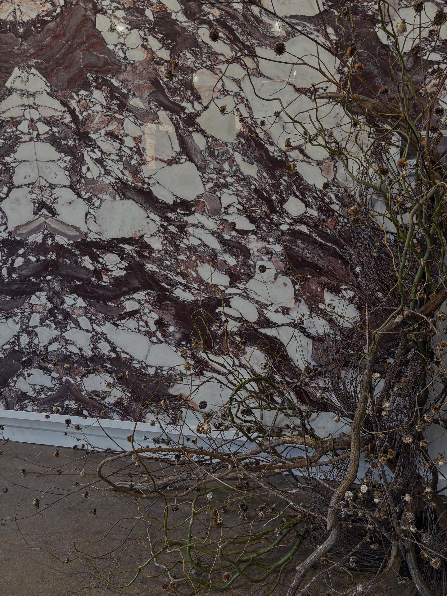 Installations for @ariastonegallery
Squiggles on Squiggles