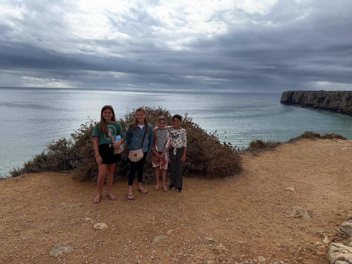 We bid farewell to the bigger group as they made their travels back home and we continued on to Sagres - once thought to be end of the world! It was fascinating for the children to learn about the fortress that stood on the edge and where so much world trading began - ideas, spices, foods, and more. #woodsoftheworld #worldschooling #naturebased