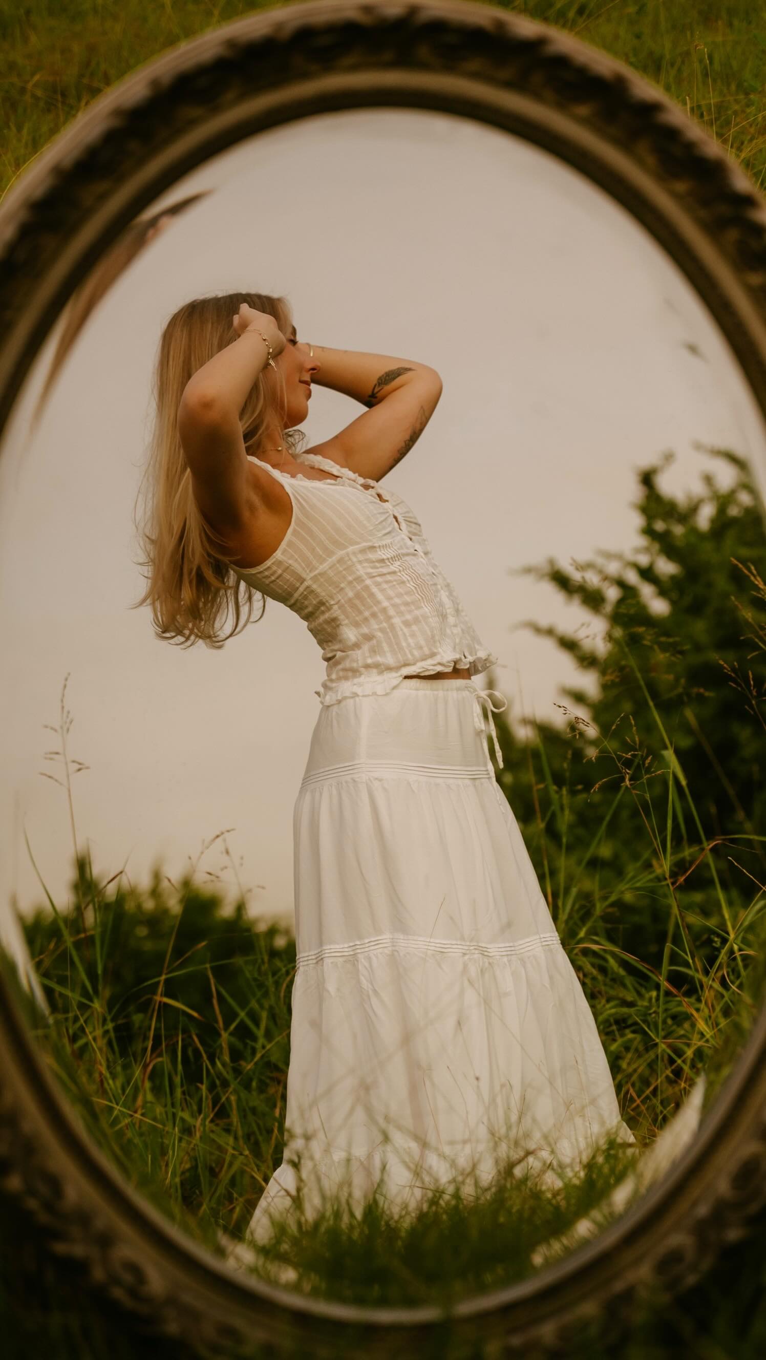 It’s giving very fantasy portal, Disney princesses dreamy vibes and I love it 💫👑
#sunkissedimagery #dallasphotography #fyp #unscripted #dallasphotographer #photographer