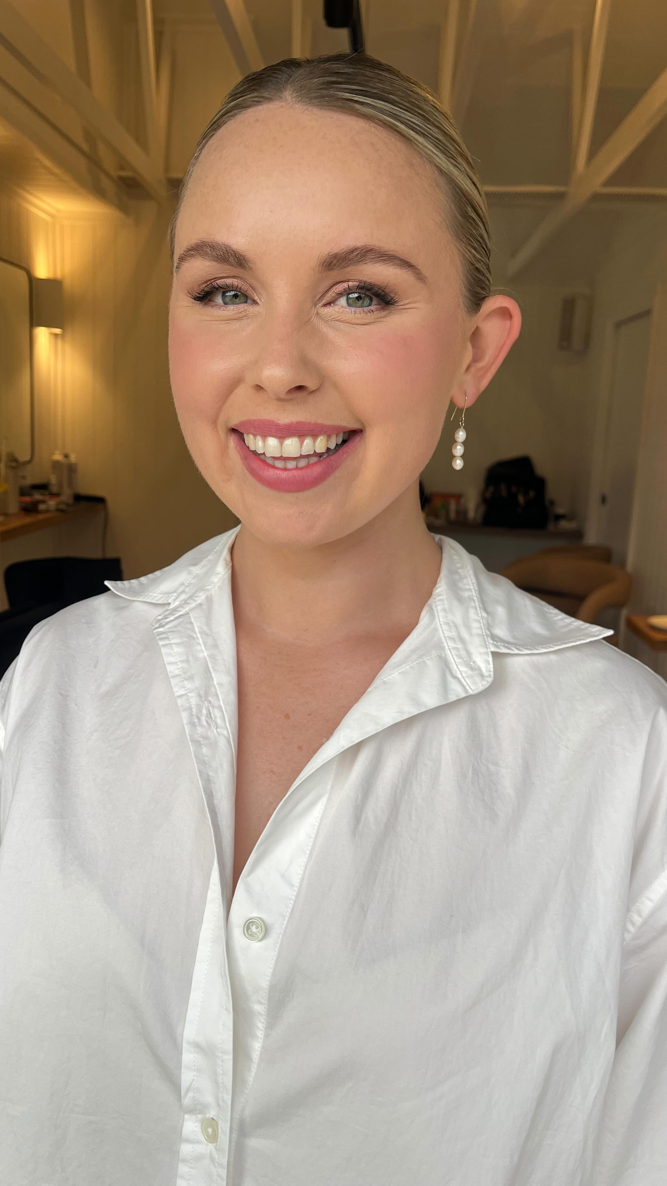 Gorgeous hair and makeup by the wonderful @bridalglowco HAYLEE 💕
A luxury bridal beauty experience - natural, glowing, refined.
Our team of leading bridal hair stylists and makeup artists create cohesive, modern looks designed to last through every moment.
Servicing Sydney, the Southern Highlands & South Coast NSW.