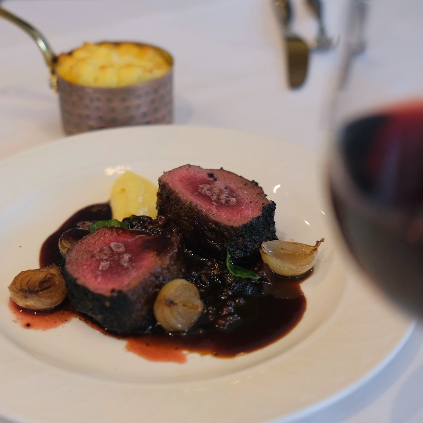 Settle in for a cosy winter supper - our venison fillet served with a mini venison shepherd’s pie 🍷
Then step outside and stroll over to Christmas in Cambridge on Parker’s Piece for an evening wrapped in festive sparkle ❄️
#cambridge #christmasincambridge #christmas #festive #restaurant #season