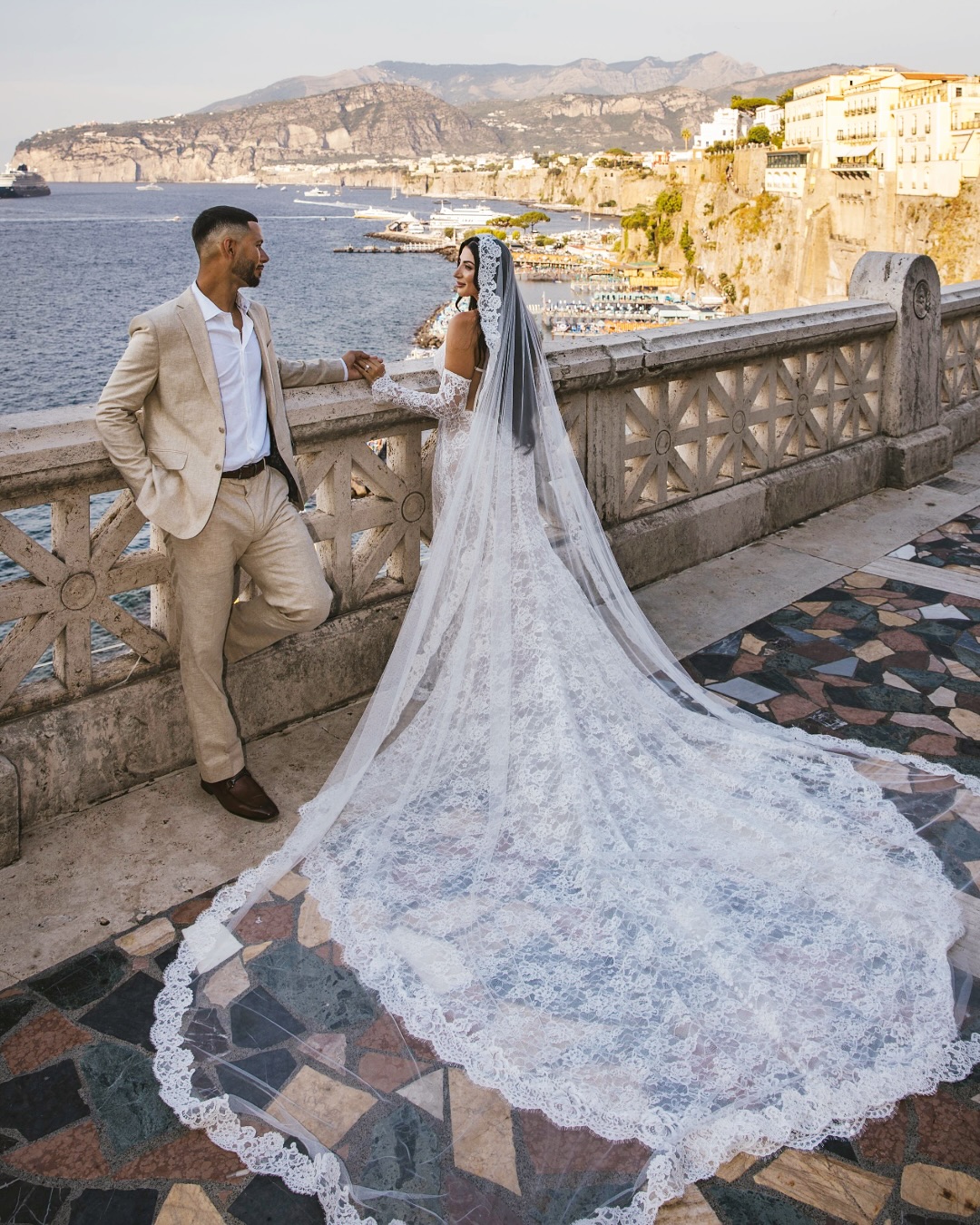 A heartfelt day for Jessica Lee & Brandon ✨
They renewed their vows with a beautiful blessing in the historic Church of San Francesco in Sorrento, surrounded by love and emotion.
Afterwards, they celebrated freely with their family on one of the most amazing terraces in Sorrento at @bellevuesyrene an unforgettable atmosphere elevated by the vibrant performance of @scialapopolocapri and the impeccable planning by @bravissimocaprigroup.
A day filled with joy, beauty, and the magic of the Sorrento Coast. 🤍
#SorrentoWedding #AmalfiCoastWedding #WeddingInItaly #SorrentoPhotographer #AmalfiCoastPhotographer #ItalyWeddingPhotographer #DestinationWeddingItaly #SorrentoWeddingVenue #VowRenewalItaly #BellevueSyrene #ChurchOfSanFrancesco #SorrentoBride #AmalfiCoastLove #IntimateWeddingItaly #ItalianWeddingMagic