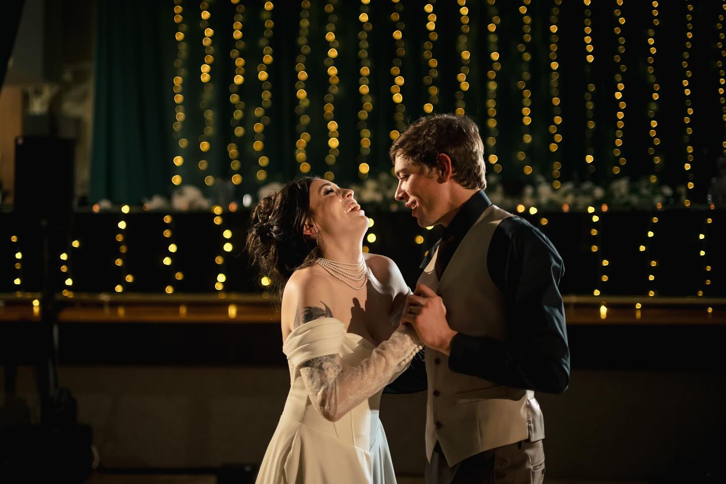 It was a downright wild country wedding, the kind you don’t just remember, you feel in your bones. The place was full of good folks who came ready to celebrate hard. From the very first moment, the Bacon family were glowing with excitement, spreading love, joy, and a whole lot of country spirit to everyone around them.
The dance floor? It never stood a chance it stayed packed, stompin’, and roaring with energy all night long. And in true Bacon fashion, they even set up a full-on tattoo corner so friends could get quick wedding tattoos right there in the moment. Boots, ink, laughter, and country fire it had it all.
@povalexandra
@alexandraravenofficial
@mackenzie2625