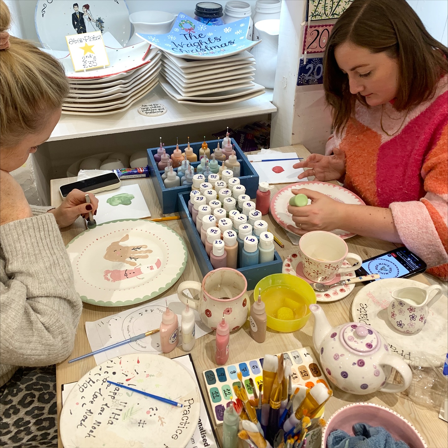 We’ve got a full house tonight at our annual Christmas plate workshop 🎄🎅🏻 Check back in a couple of weeks to see the final fired results!