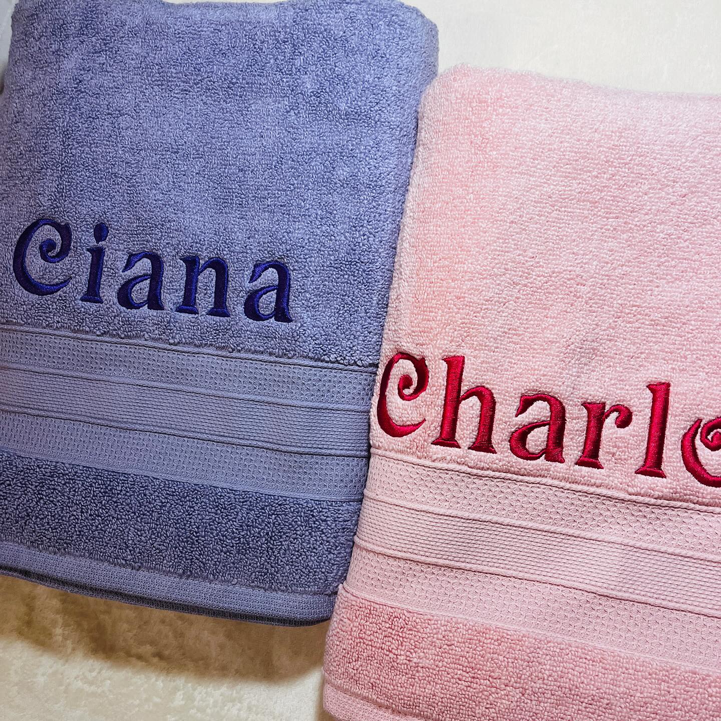 Someone is getting beautiful gifts this Christmas season ❤️ Soft towels with personal touch 🥰 Visit our website or #etsy page #giftofembroidery #personalizedtowels #towelswithnames #Christmasgifts #shophandmade
