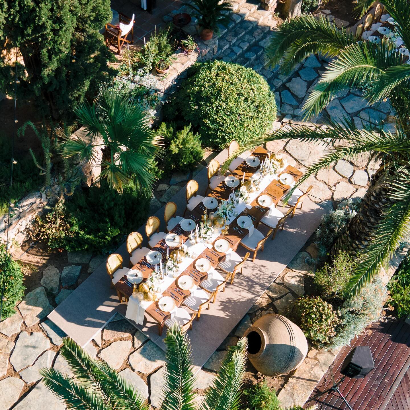 Don’t you love the drone photos ?
They bring a wholesome feel to the hole project. How everything comes together and complement the existing venue features, best seen from a bird’s eye…
#karemevents #destinationwedding
#drone #weddingphotography