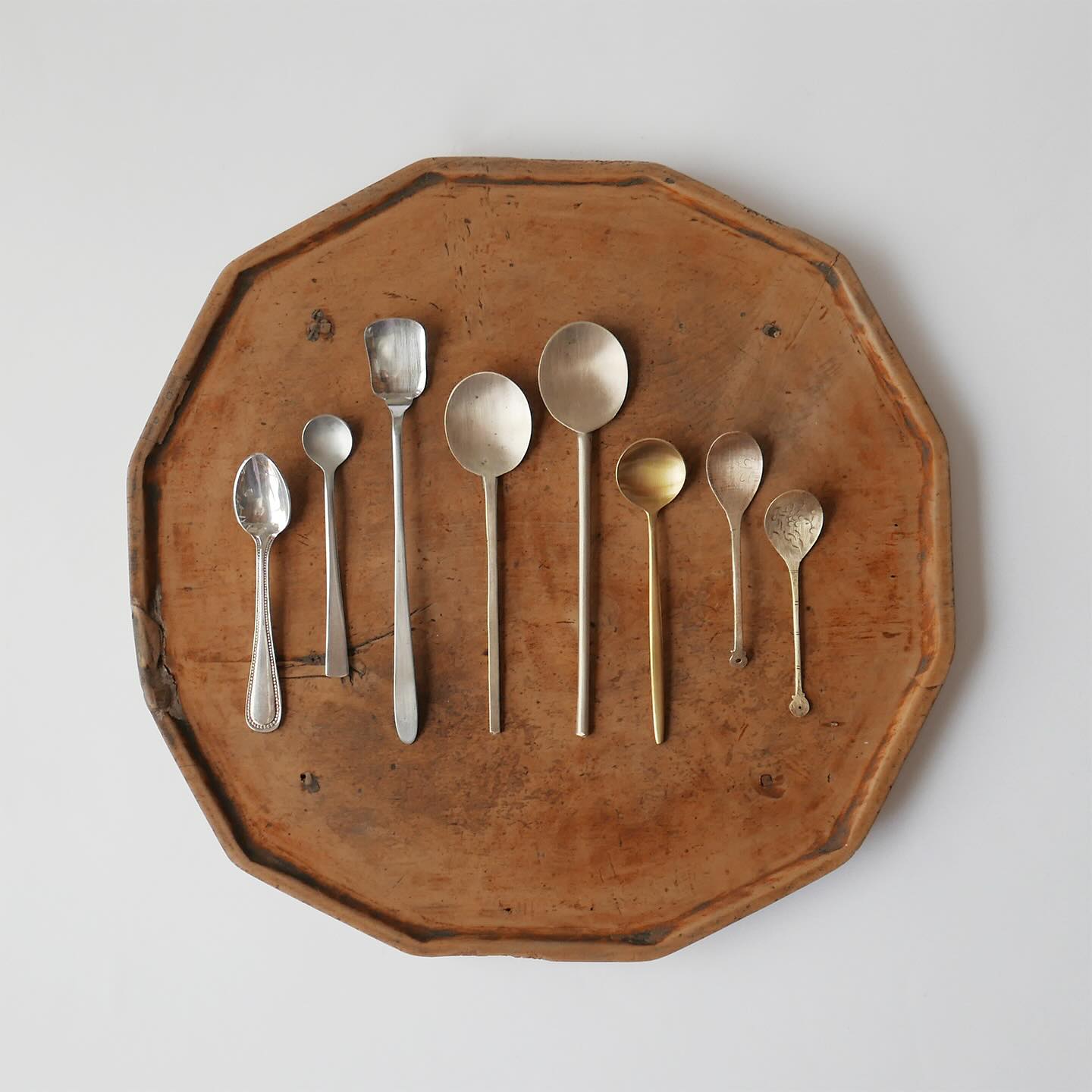 ジャムやお菓子が似合いそうなカトラリー・器など、ViVO,VAにお持ちします。ようやく木の温かみが嬉…