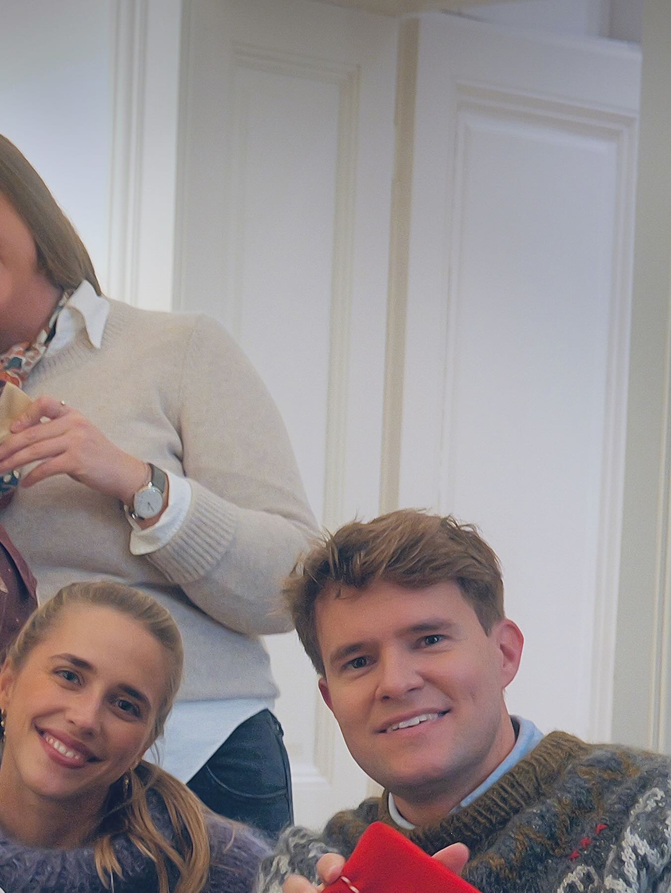 neuer Look ✨ gleiche Mission 🚀 wir geben wieder Stoff 😍
•
•
•
#Geschenkstoff #nachhaltigschenken #wiederverwendbar #stoffstattpapier
#keinmüll #zerowaste #comingsoon #ecofriendly #nachhaltig #weihnachten