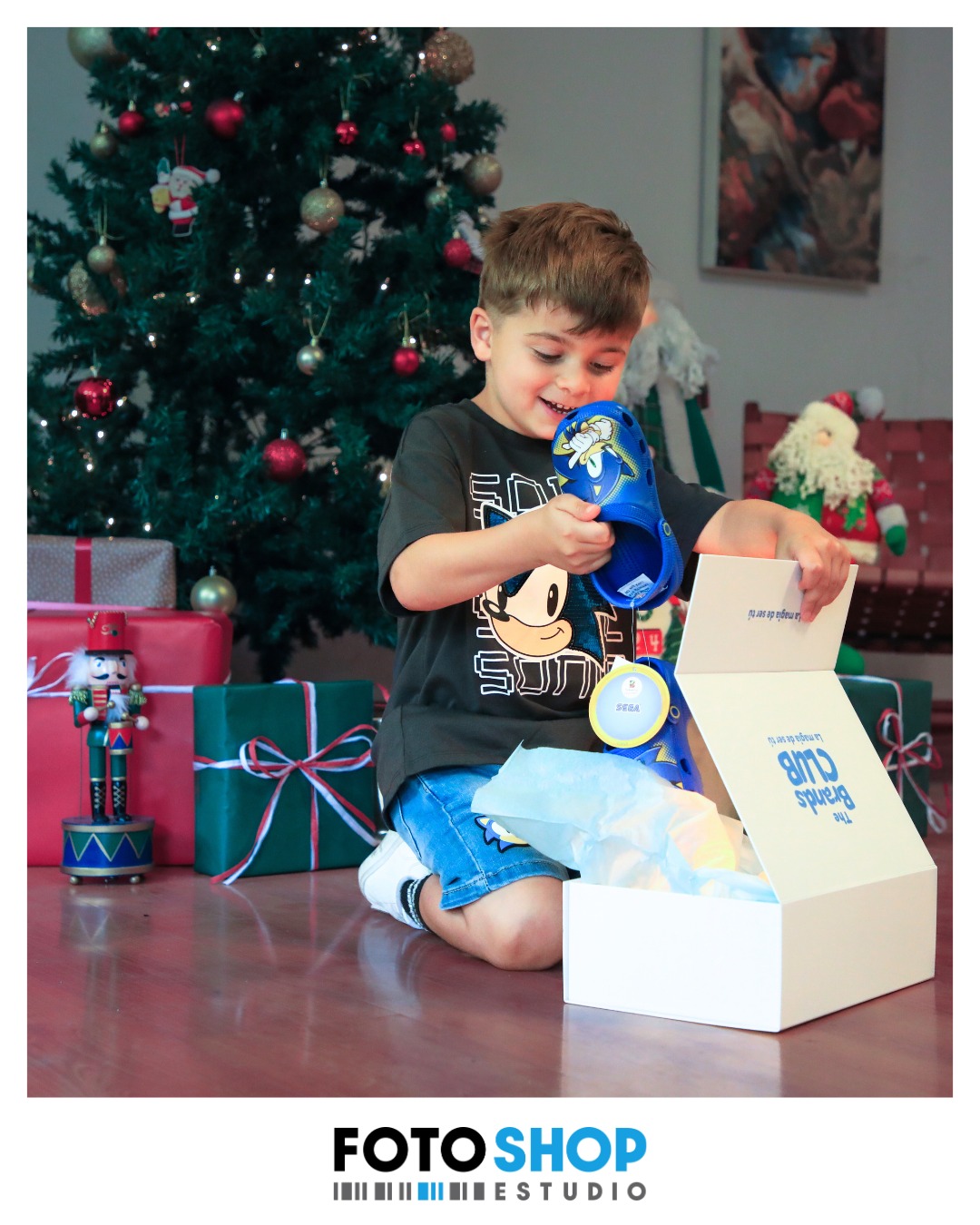 Magia en cada unboxing. 🎄
#FotoShopEstudio #FotografiaEcommerce #ContenidoQueVende #UnboxingExperience #ContenidoParaMarcas #MarcasInfantiles #EcommerceChile #FotosProfesionales #FotografiaDeProductos #BrandingVisual