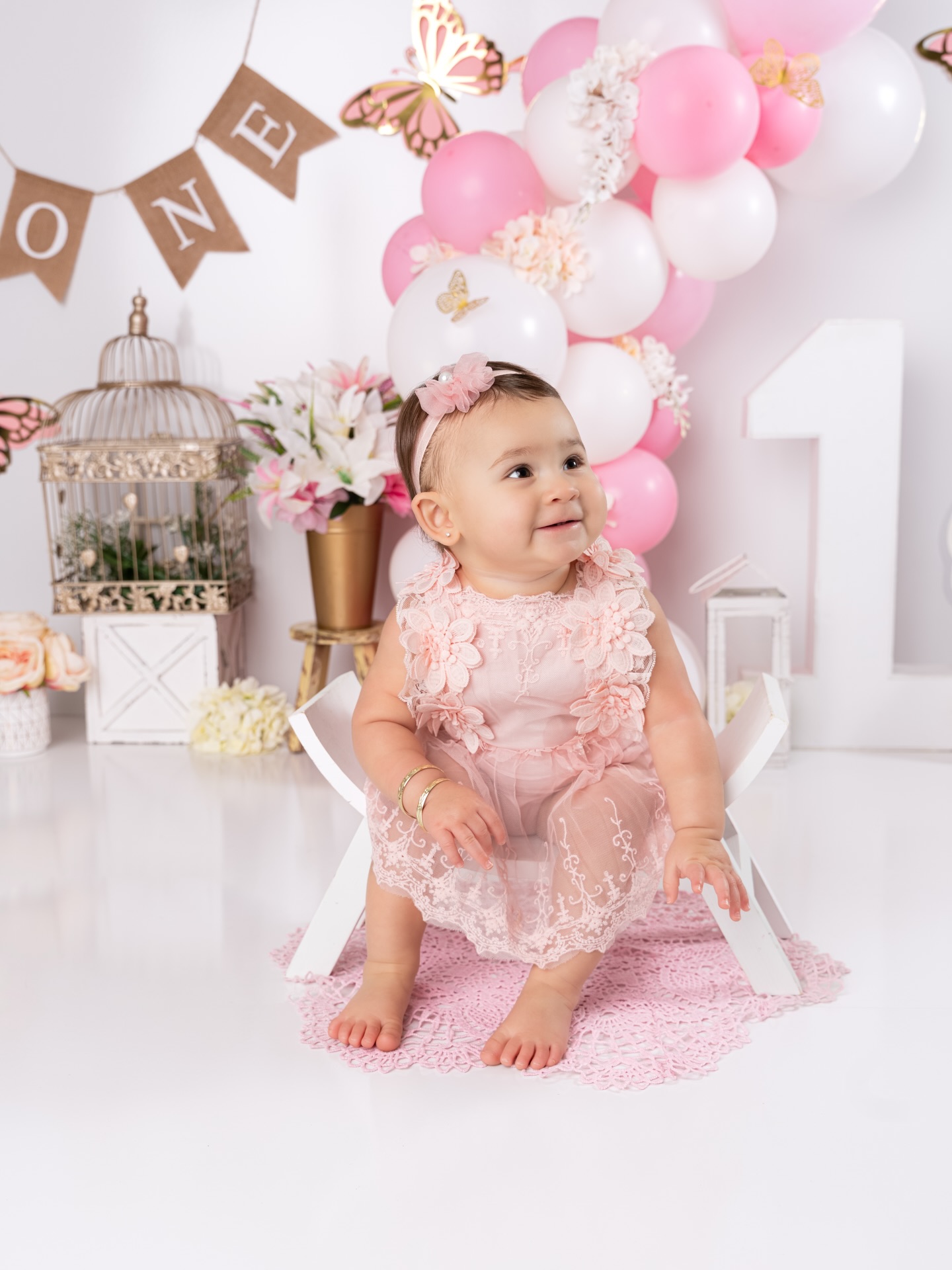 Cake Samsh Photo Session in Orlando, FL ! 🎂
#gorgeouspicturephotographygorgeouspicturephotography #orlandophotography #orlandophotostudio
https://www.gorgeouspicture.com/cake-smash-photo-session
