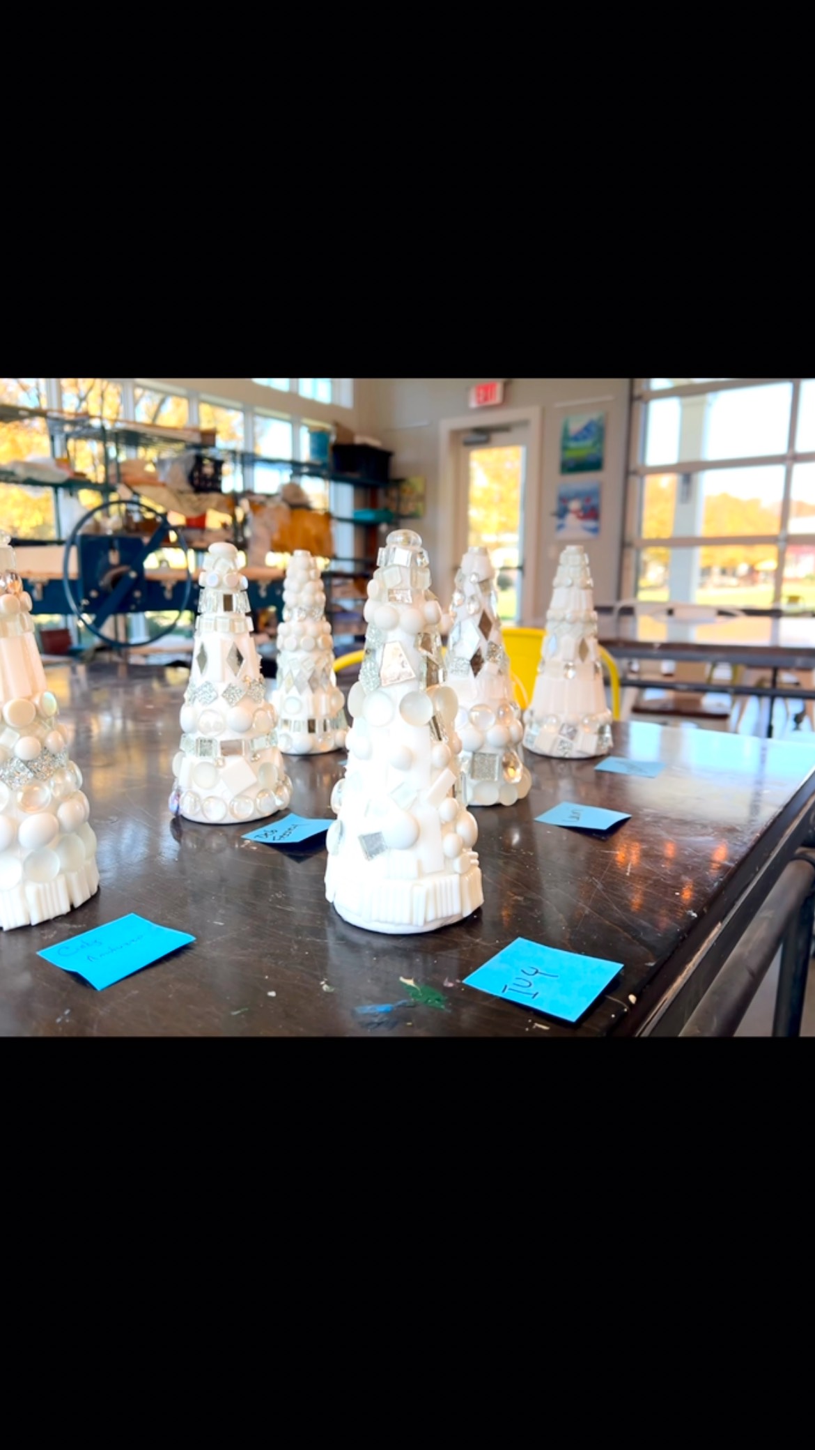 ✨ Last Workshop of the Year at Trilogy! ✨
What a beautiful way to wrap up 2025! We created winter mosaic cones, and it always blows my mind how everyone uses the same materials but ends up with completely unique masterpieces. ❄️✨
Thank you to all my regulars for your love and creativity — I’ll miss you, but we’ll see each other again in 2026! 💙
Until then, keep creating, keep shining, and keep those mosaic vibes going! 🎨💎
#mosaicos #mosaicartistsupport #mosaics #custommosaics #steppingstone #mosaicosdecorativos #mosaicsofinstagram #mosaicsbymima #mosaiclife #mosaicart #mosaicfriends #smallbusinessowners #artbywomen #charlotte #charlotteiscreative #charlotteartist #minthillartist #minthillevents #guildofcharlotteartists #mosaicworkshops #charlotteartscene #charlotteartculture #charlottemosaics #charlotteartclasses #mixedmediaartists