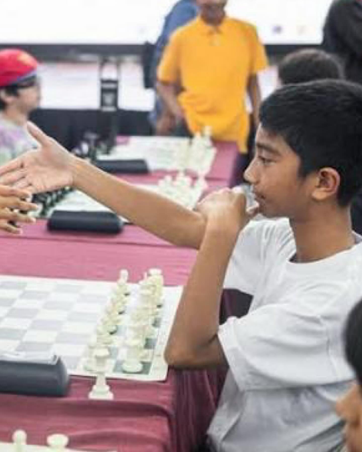 Tamuning might be small but the OTB scene is huge 🇬🇺 #guamchess #guamchessfederation #guamchessclub #tamuningchess #irlotb #otb #streetchess #overtheboard #savvychess #chessclub #chess #irlchess #chesscommunity #chesslife #chesslove