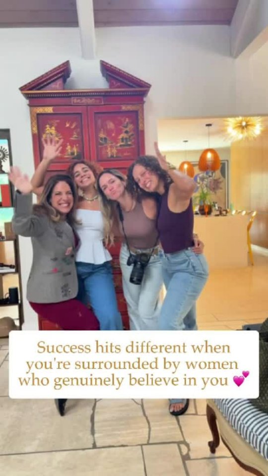 The text on this video is everything. 💛
Success is amazing, but sharing it with women who genuinely cheer for you, believe in you, and lift you up? That’s a whole different level of joy. ✨
So incredibly grateful for the real energy and authentic connections in my life. Surrounding yourself with people who see your light is one of the greatest forms of self care.
Who is a woman in your life that you're grateful for? Tag her below and share the love! 💬
#PocketfulOfDaisy #DaisyMoments #WomenSupportingWomen #RealConnections #Gratitude #Community #TheRealtorWithAHeart