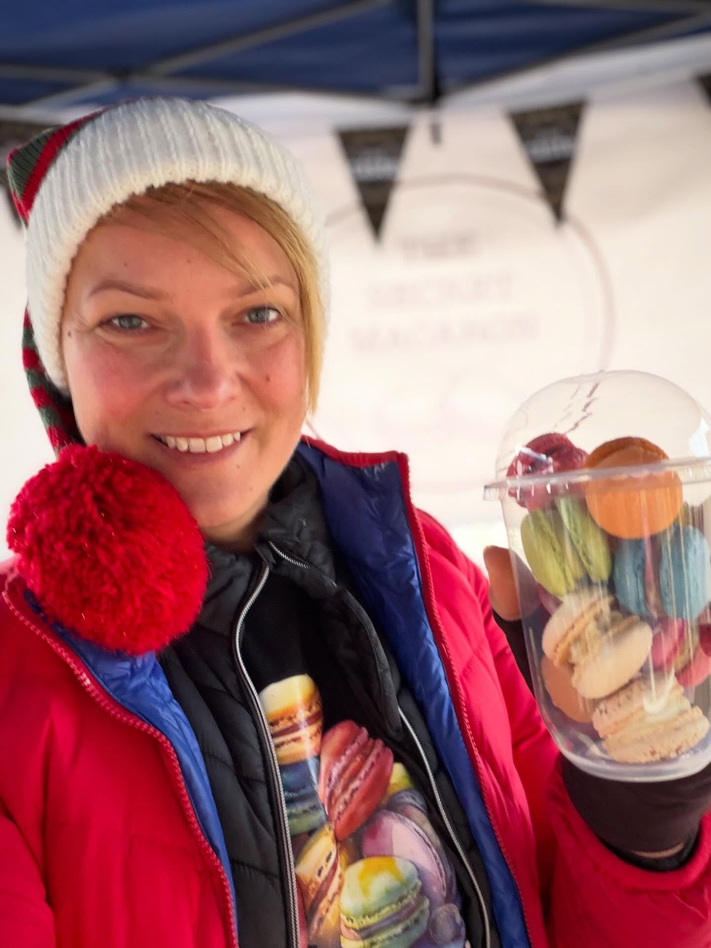 We’re getting into the festive spirit at our markets! 🧑🎄
Today we’re at Berkhamsted by Boots and opposite @popupbazaarberko - come say Hi, or tag someone who needs a little treat or pick-me-up 🫶
#macarons #smallbusiness #shoplocal #delicioustreats #berkhamsted #berkhamstedlife #berkhamstedmums