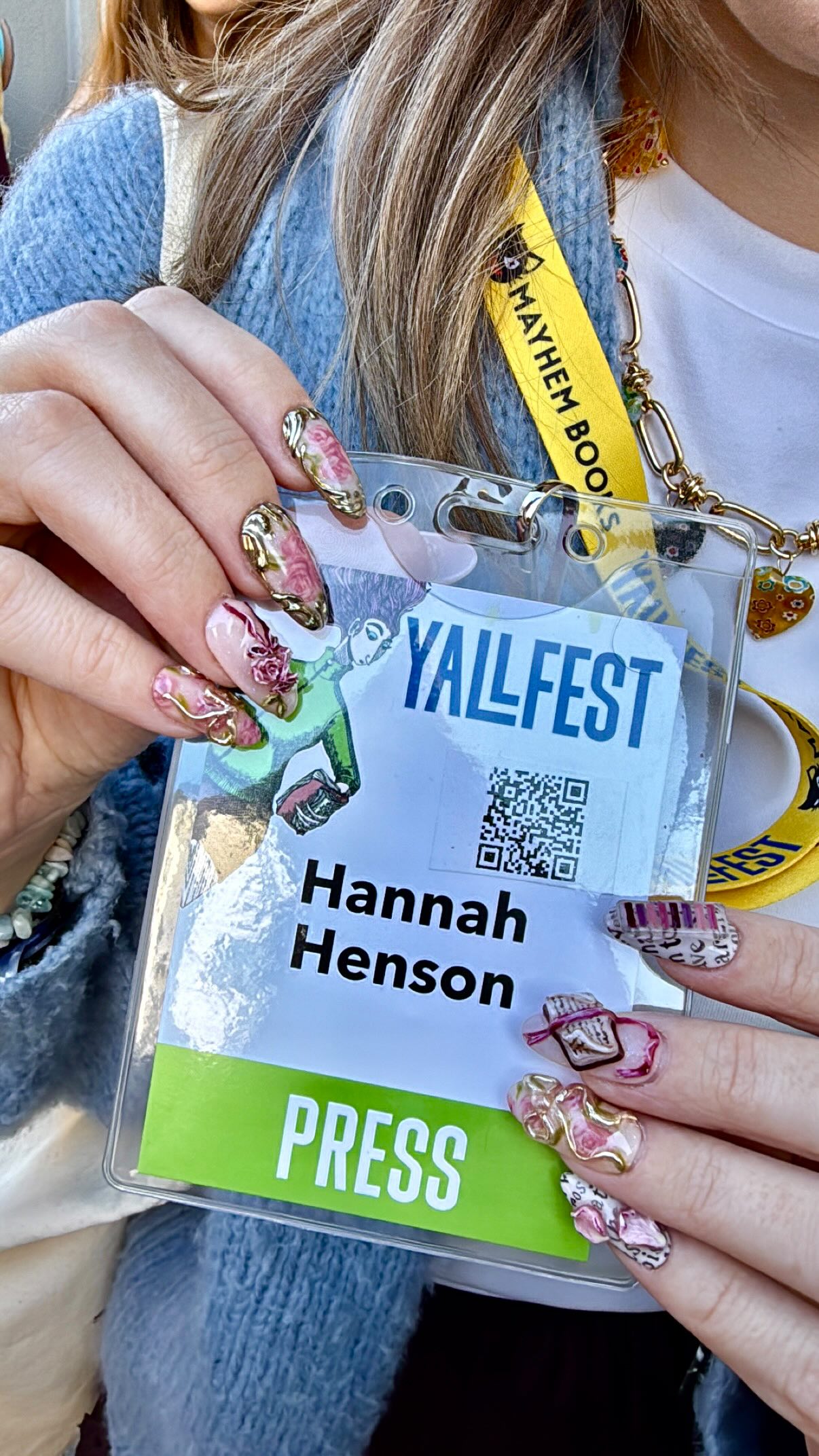 What a weekend 💫
Another @yallfest for the books! Memories were made and laughs were hee hee ha ha’d. 💞
Thank you to @saturdaybooks for an awesome event! It was so unreal to take home so many great books and chat with the amazing @rachelschneiderauthor @isabelibanezbooks and @beccajross. I’m still pinching myself. 🩵📚
Thank you to @torbooks for hosting the most unique and creative author event with the coolest @marieluthewriter. Truly a night I won’t forget. ❤️🎨
Thank you to @yallfest and @bluebicyclebooks for the press pass and for putting on a great 15th Yallfest! 💛
To all my bookish friends it was so nice to see you!
And to anyone who scanned my nail…THANK YOU!! (I was really really excited about that haha) 🥹💓💅
#yallfest #yallfest2025 #bookish #nailinspo #recap #girlstrip #bestfriends