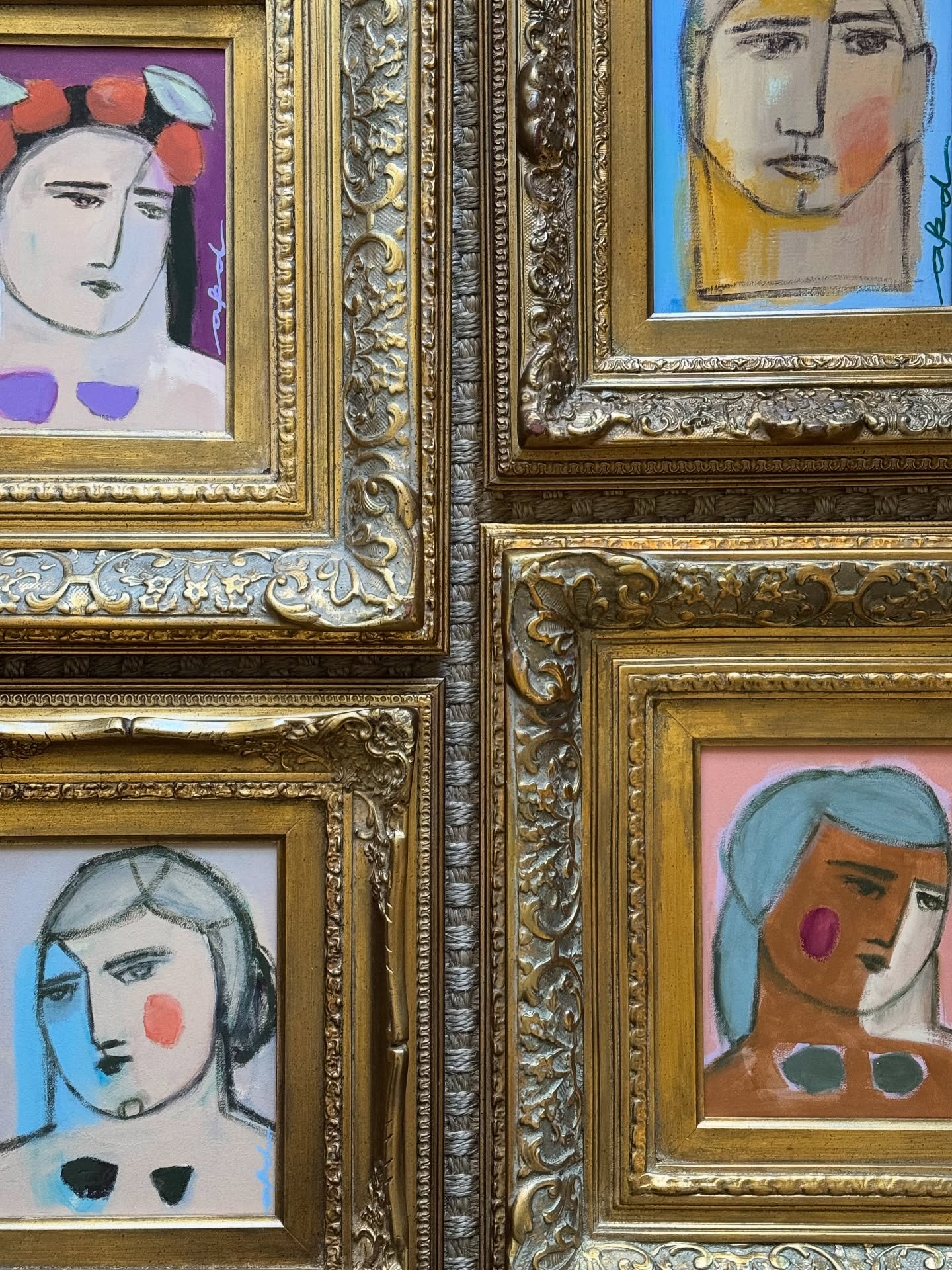 Alison Duncan’s new collection will be available to the Early Access list on Tuesday!
Are you signed up?
These incredible abstract figure paintings paired with beautiful antique frames create a striking balance of contemporary art and timeless character.
In addition to Early Access, you get special pricing through Friday!
DM your email address to get added. Or head to the website to sign up…link is in my profile.
#alisonduncanart #abstractfigures #earlyaccess #vintageframes #jennermcginnstudio #newcollection