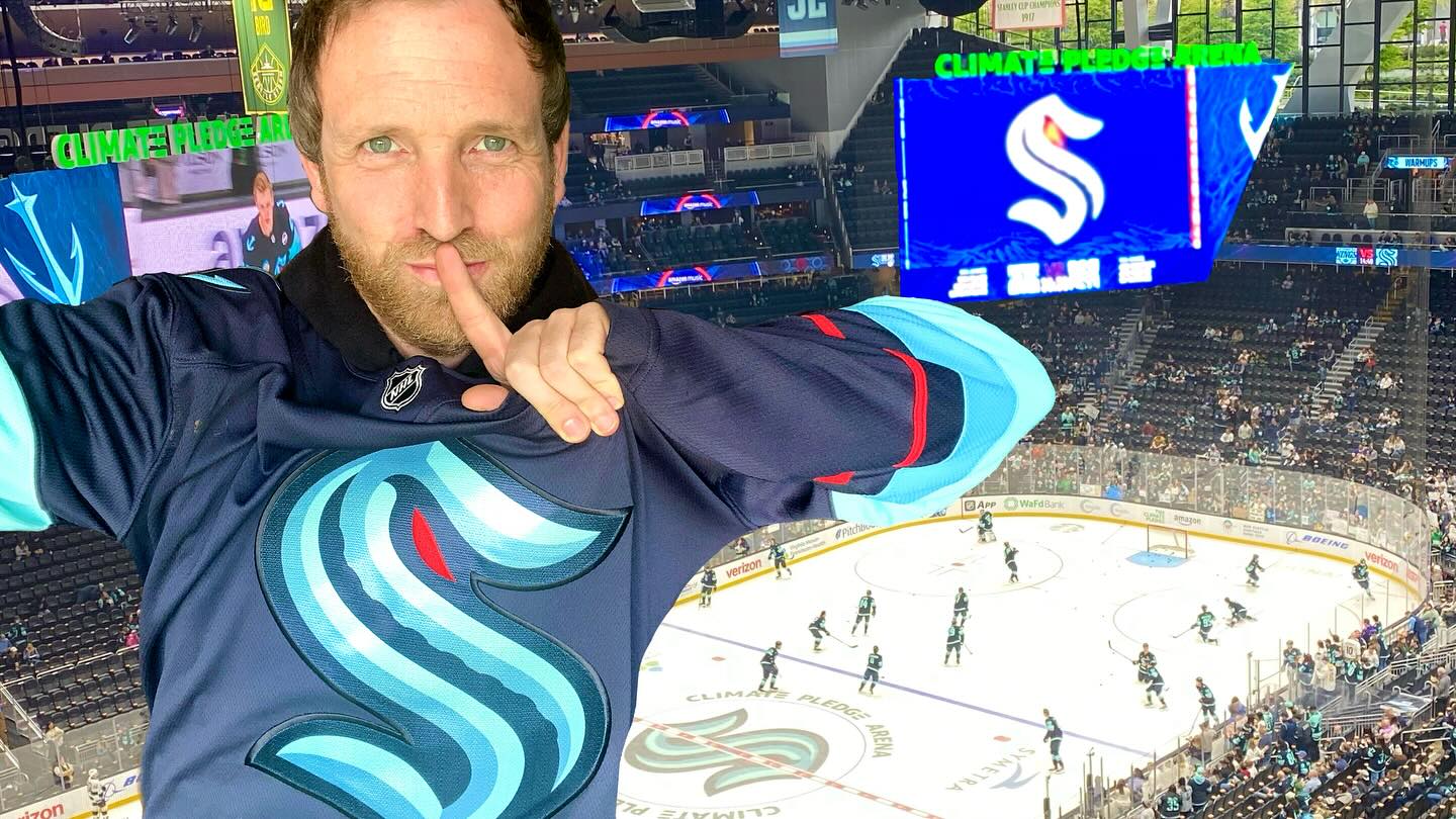 Truth be told I’m sitting happily at home, but in the digital world I’m just south of our western border, sneaking into Climate Pledge Arena (Home of the Seattle Kraken).
Video’s in my bio link. Enjoy your Wednesday!
#seattlekraken #climatepledgearena #seattlesbest