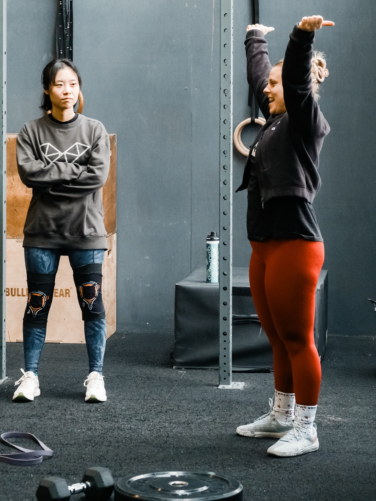 Moody weather outside, but the indoor energy was all positive!How does the weather affect your training mood?
-
#crossfit