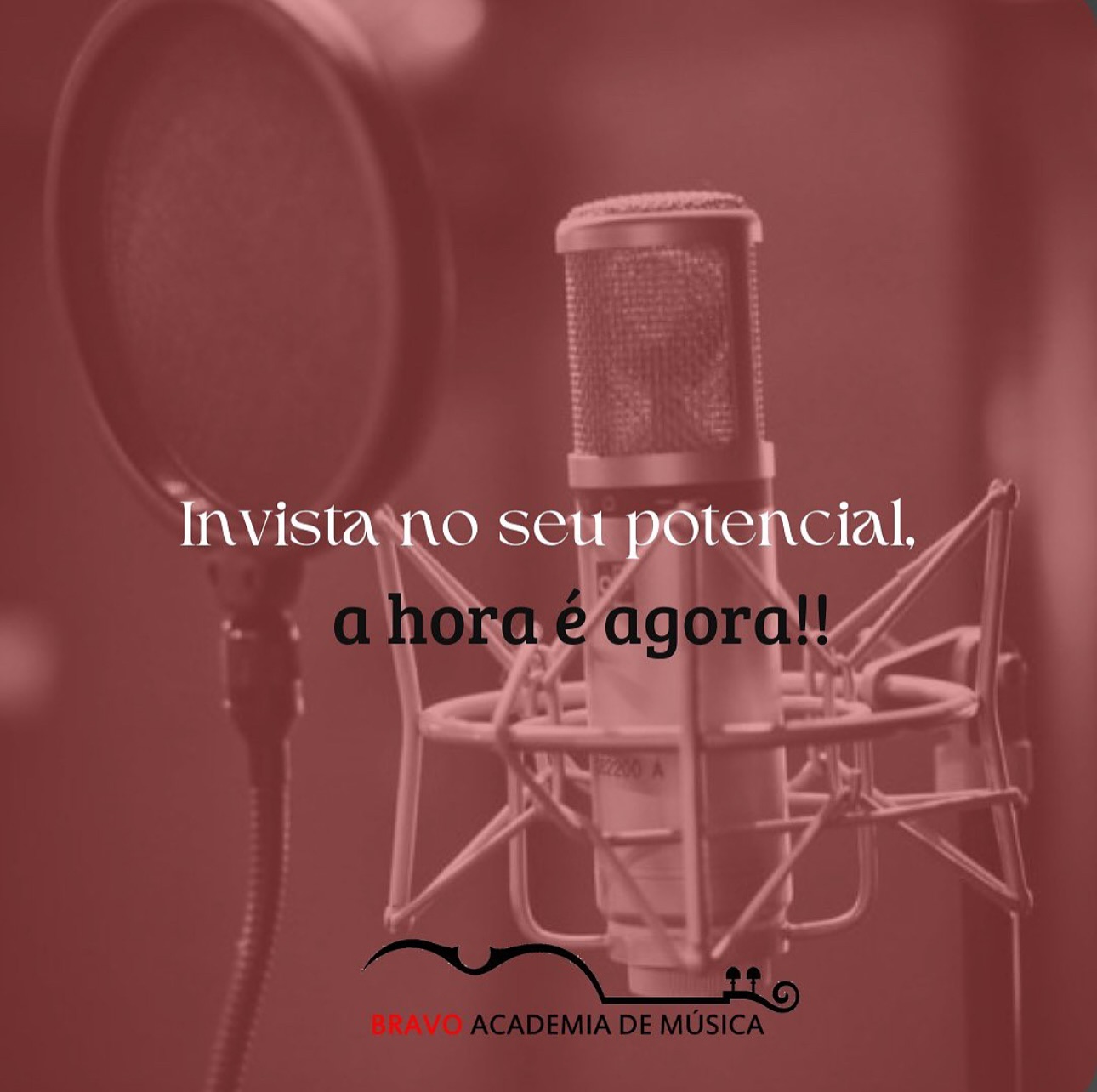 🎵 Aqui na Bravo, nosso compromisso com você e com a música é sério!
Por isso, temos o melhor método de ensino:
🎯 Você pode frequentar as aulas mais de 1x por semana em qualquer plano, no seu instrumento, nos horários disponíveis.
🎤 Você vive experiências reais com apresentações que acontecem 4x ao ano na integração de alunos.
🎸 Para começar, não precisa de nada, temos instrumentos variados e de alta qualidade!
Tudo isso com professores especialistas, mestres e doutores da música, em uma estrutura completa, do jeito que você merece.
📅 Agende sua aula experimental e comece essa jornada musical com a gente!
#bravoacademiademusica