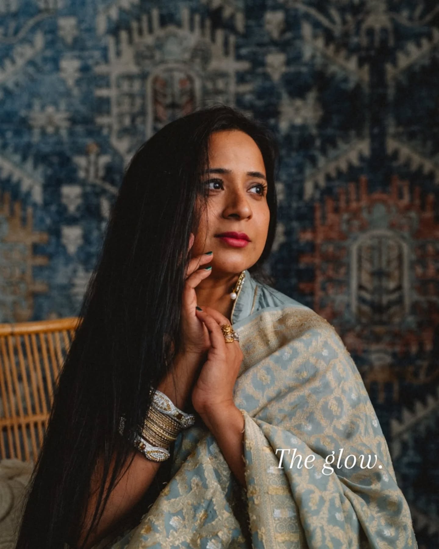 I am in a state of gratitude. Gratitude for being able to create with divine souls like @reena.mfa07, grateful to find another kindred creative spirit, grateful that I am able to have creativity and connection at the core of my occupation. I'm grateful that I live in a community that creates space for those who walk the world with a different beat, and I'm grateful to be able to share a moment that matters to me and I am proud of.
.
.
#royalty #queen #divine #studiophotography #grateful #iamlucky #nikonaustralia #nikonphotography #portraitphotography #goddess #goddessphotography