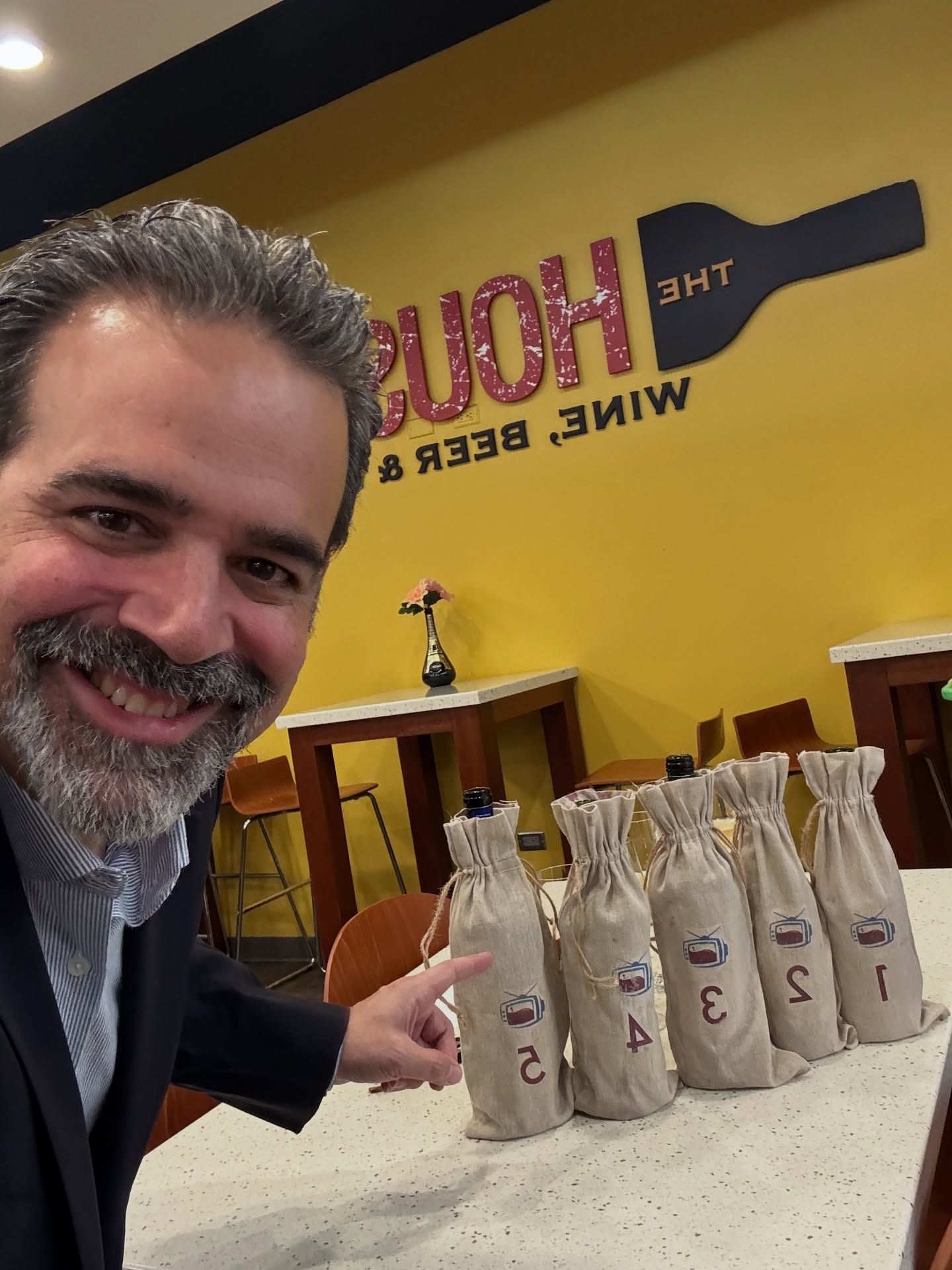 🍷NUEVAS RESEÑAS EN WEBSITE - VAYAN A MIRAR✍️
Y registren su email para que estén al día con todas las novedades de nuestro proyecto para amantes de #vino.
#wine #puertorico #reseña #review #thescore #winenewstv