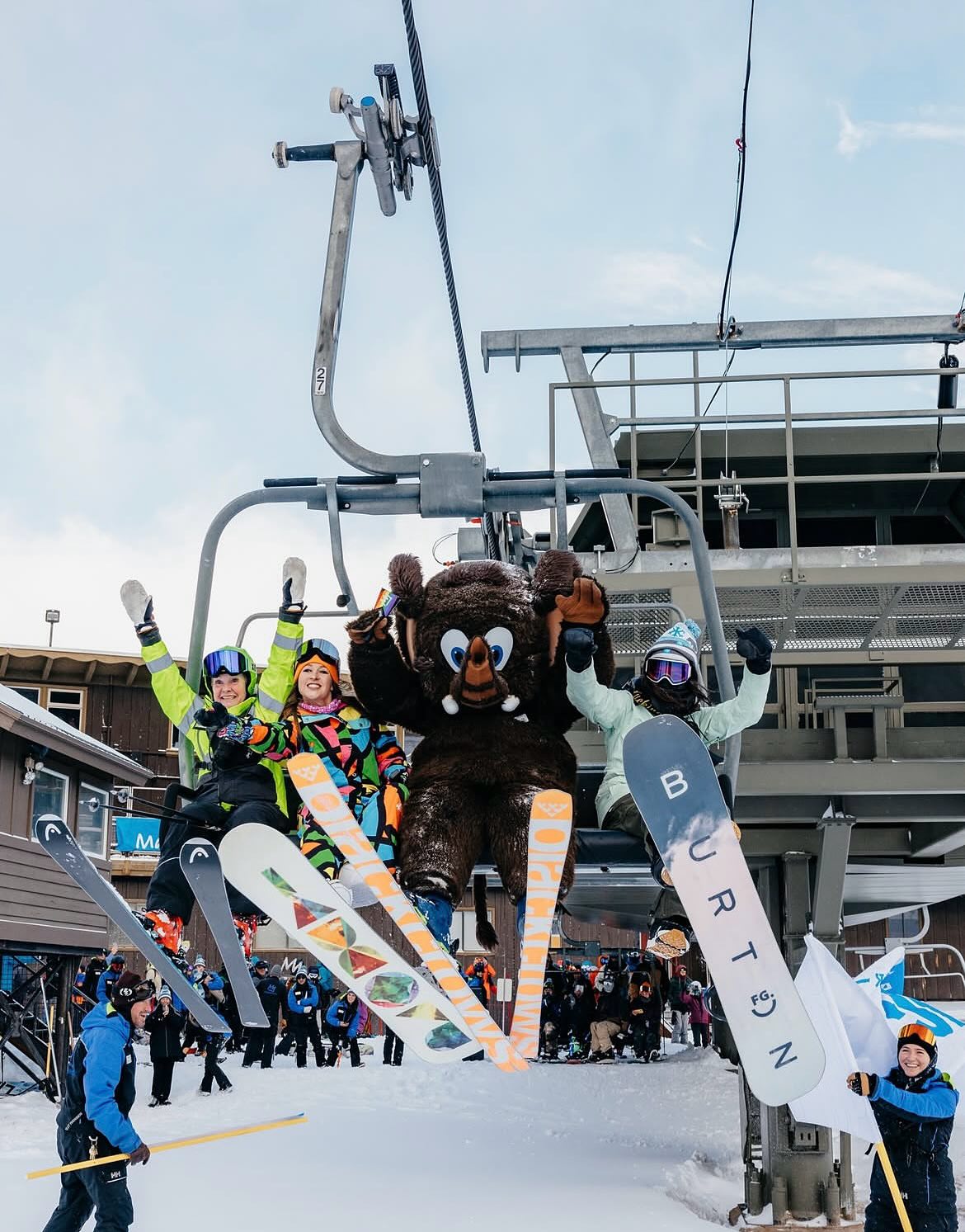 Opening day coming soon… Get the last of the Broadway Sponsorship stickers! Sponsor a chair with your name on a sticker and help fund the community youth programs! Five stickers left, buy the last of the bunch!
Photo credit: @mammothmountain 📷