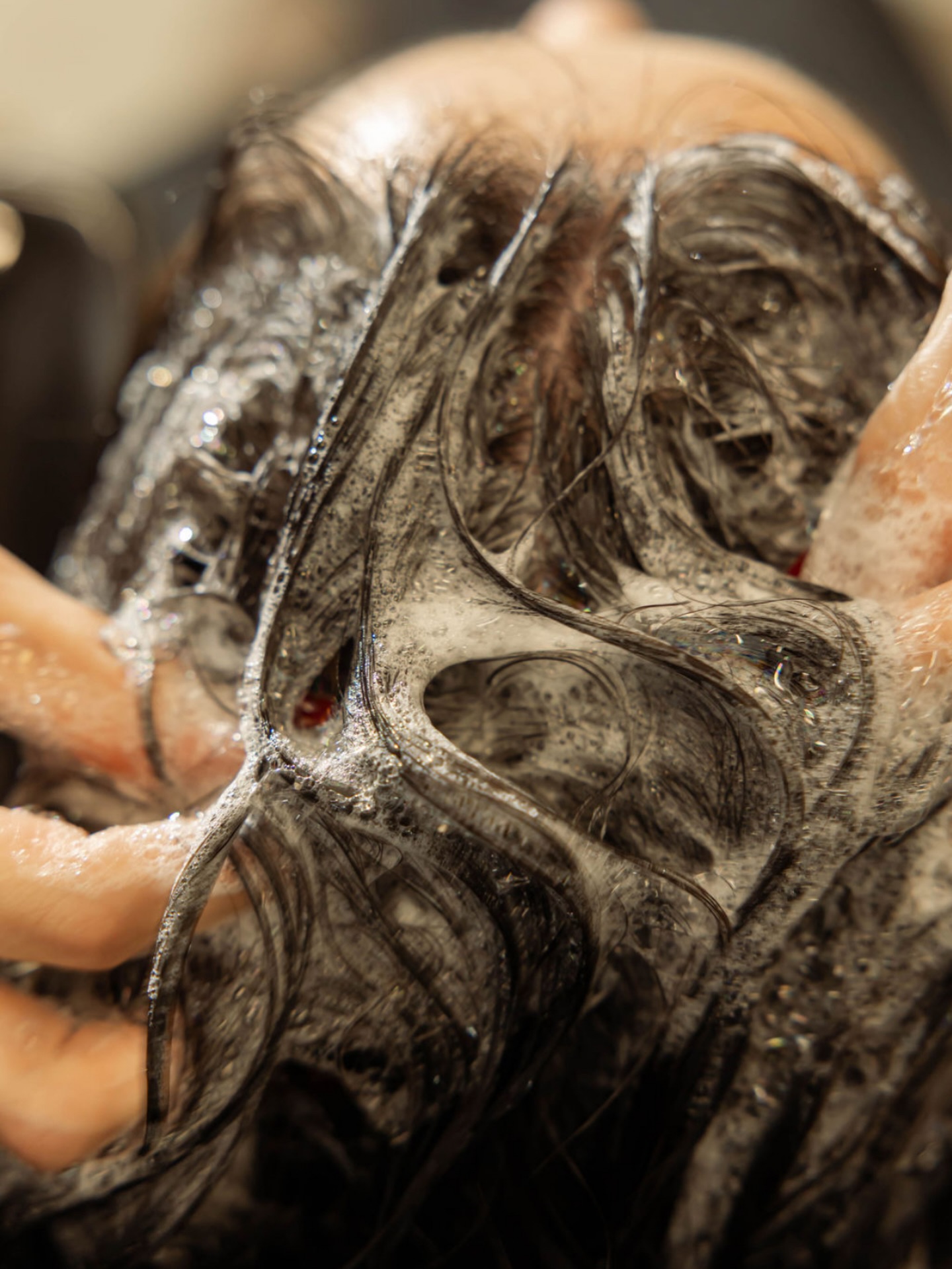 Come experience luxury scalp care in Fort Langley✨
Every hair wash at The Alley is thoughtfully customized to your unique scalp needs, using Kérastase products. We take the time to assess your scalp, whether it needs hydration, soothing, or deep cleansing. With tailored techniques and Kérastase formulas, we ensure your scalp feels balanced, healthy, and refreshed after every visit.
Link in bio to book your next appointment!