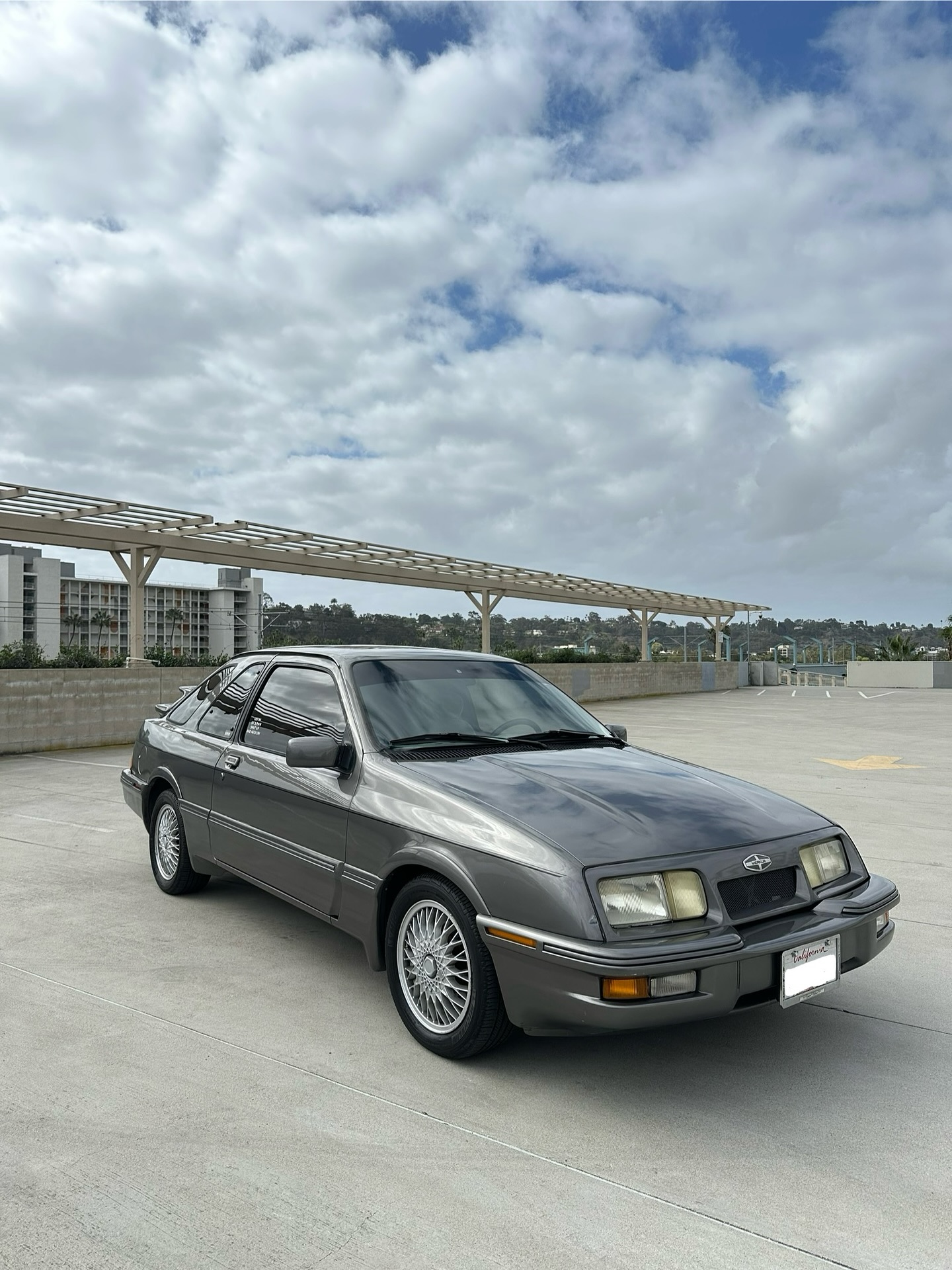 Wash and wax on my grandma’s 1985 Merkur. Will be doing a full interior deep cleaning and a full ceramic coating on the exterior.